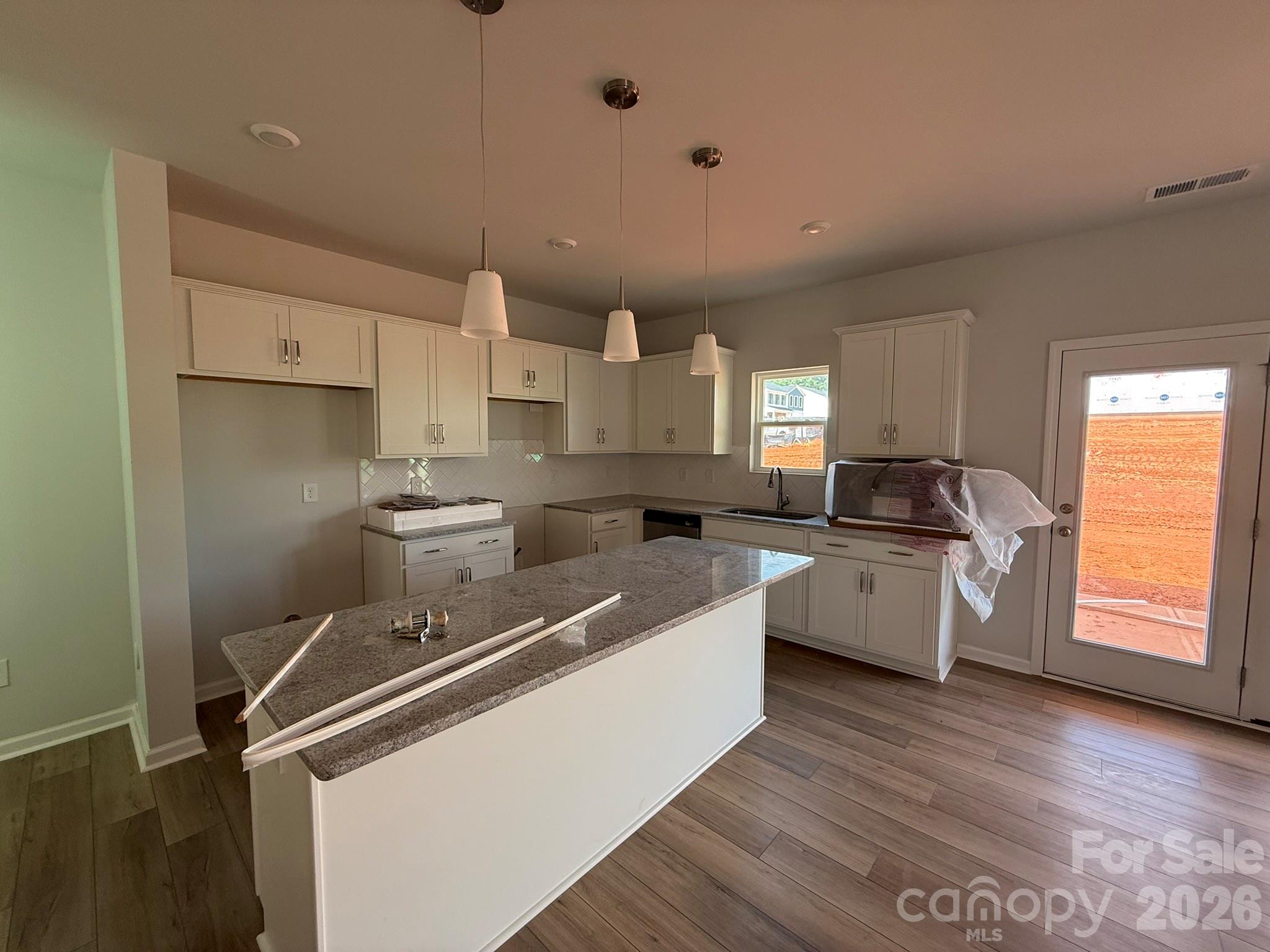 1227 Bansal Drive 184 Property Photo 4