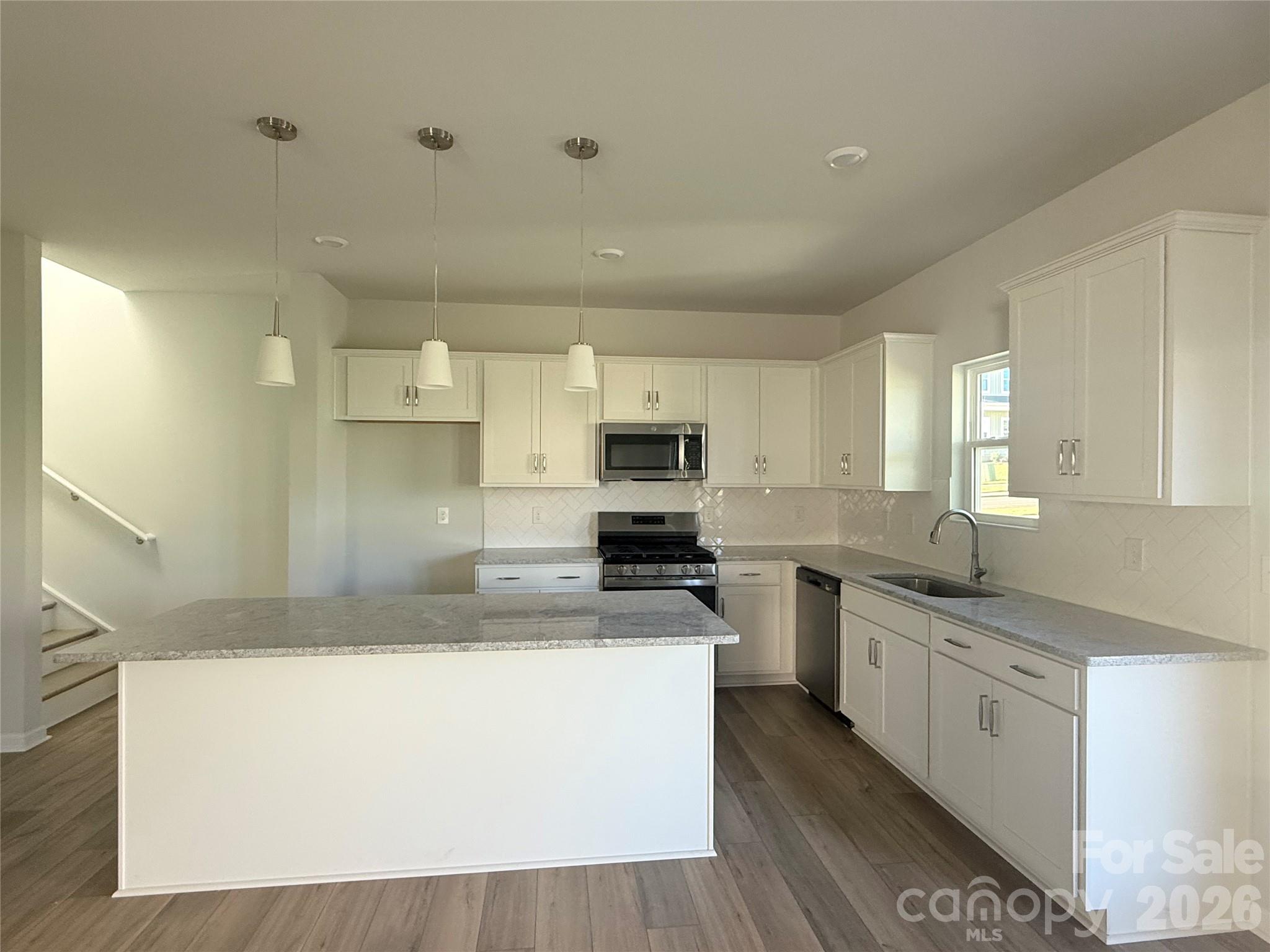 1227 Bansal Drive 184 Property Photo 5