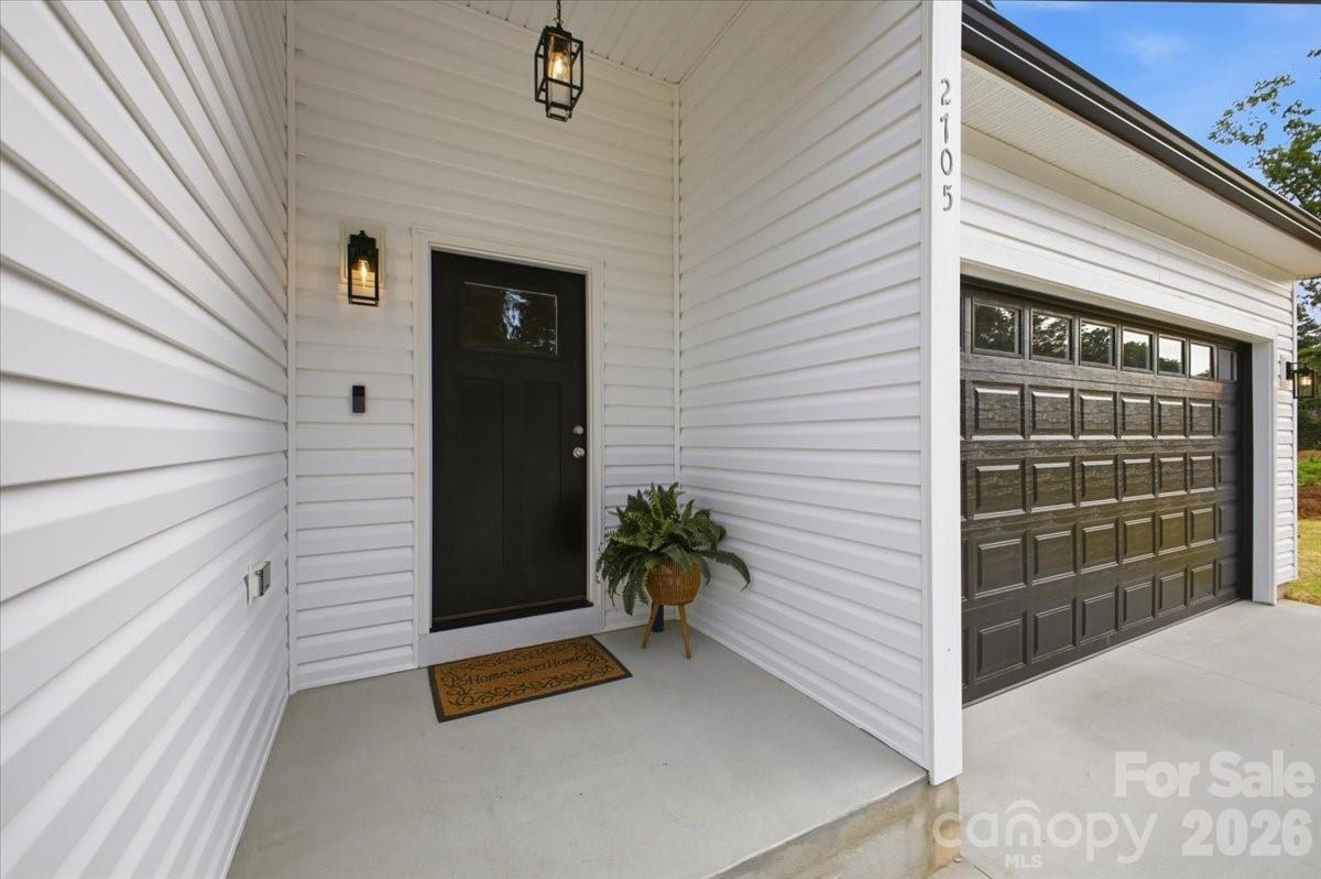 2705 Andrew Point Road 2 Property Photo 6