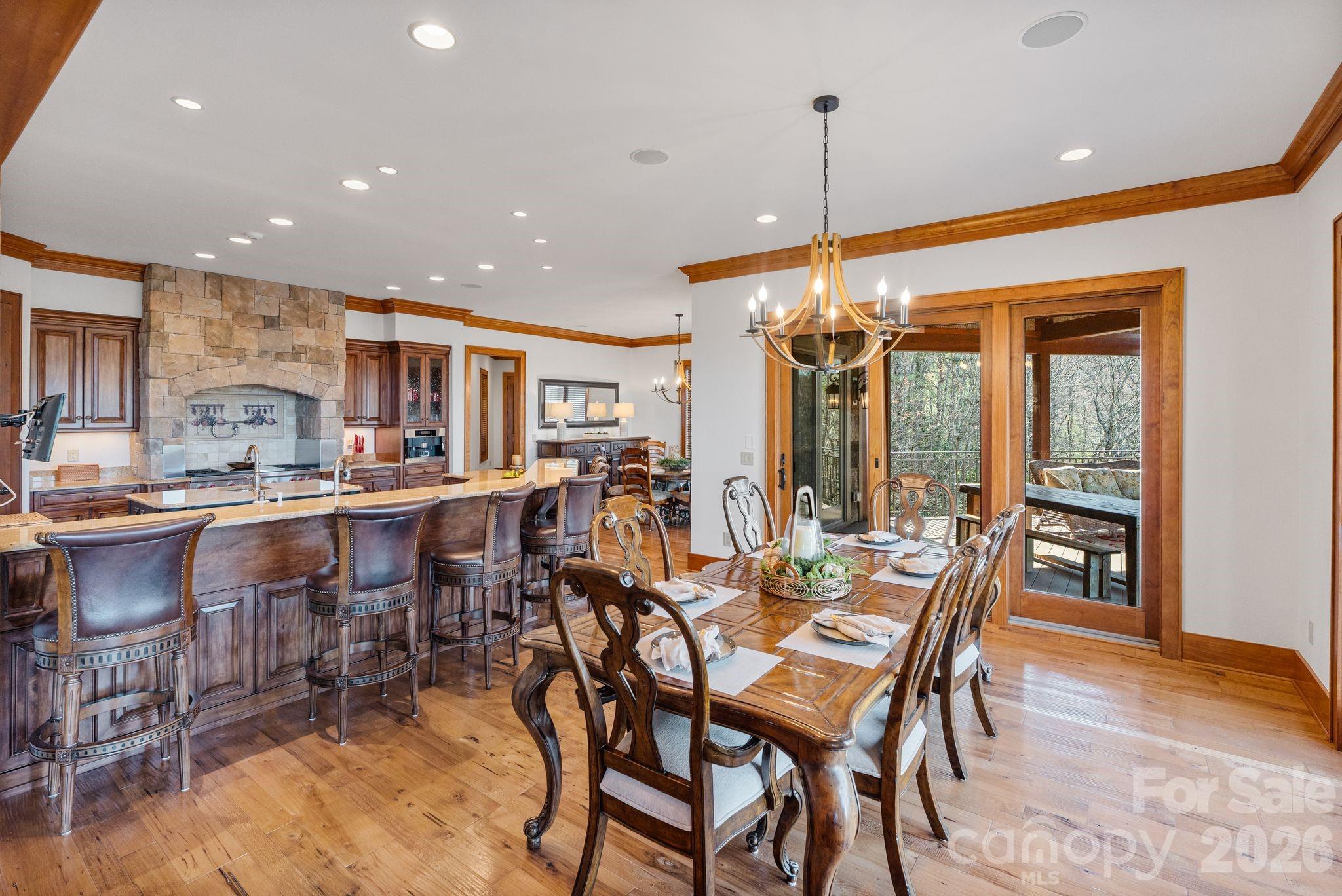 2054 Reynolds Parkway Property Photo 8