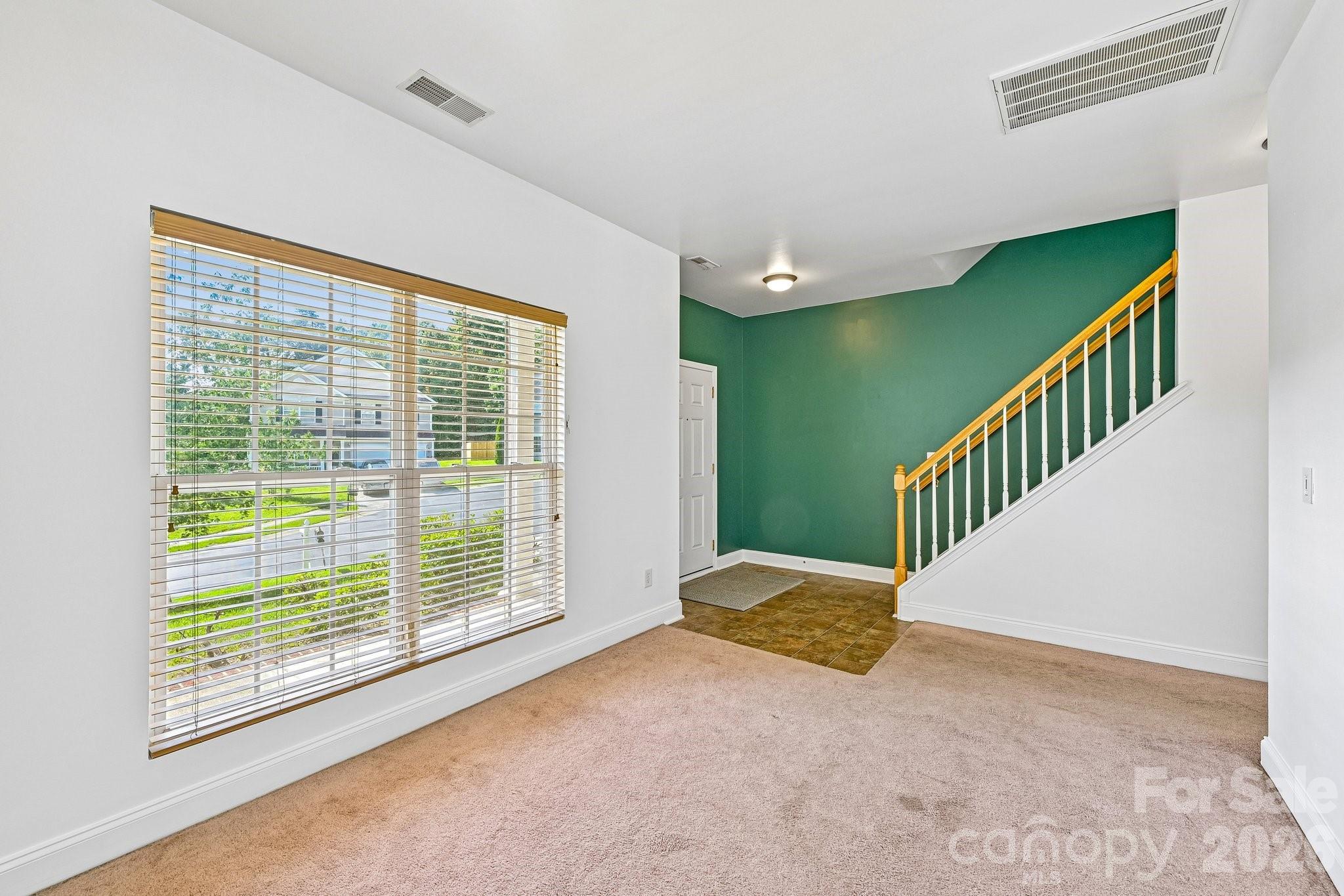 8718 Buttonwood Court Property Photo 4