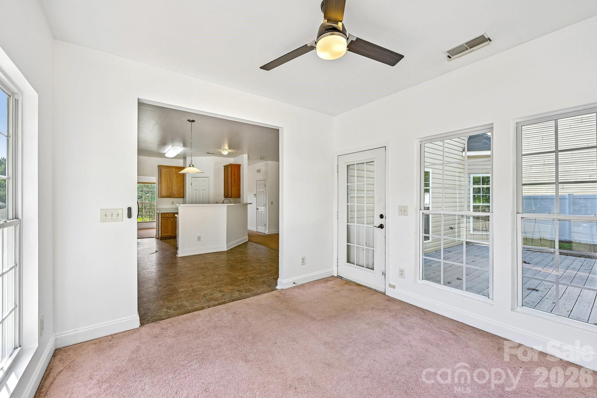 8718 Buttonwood Court Property Photo 16