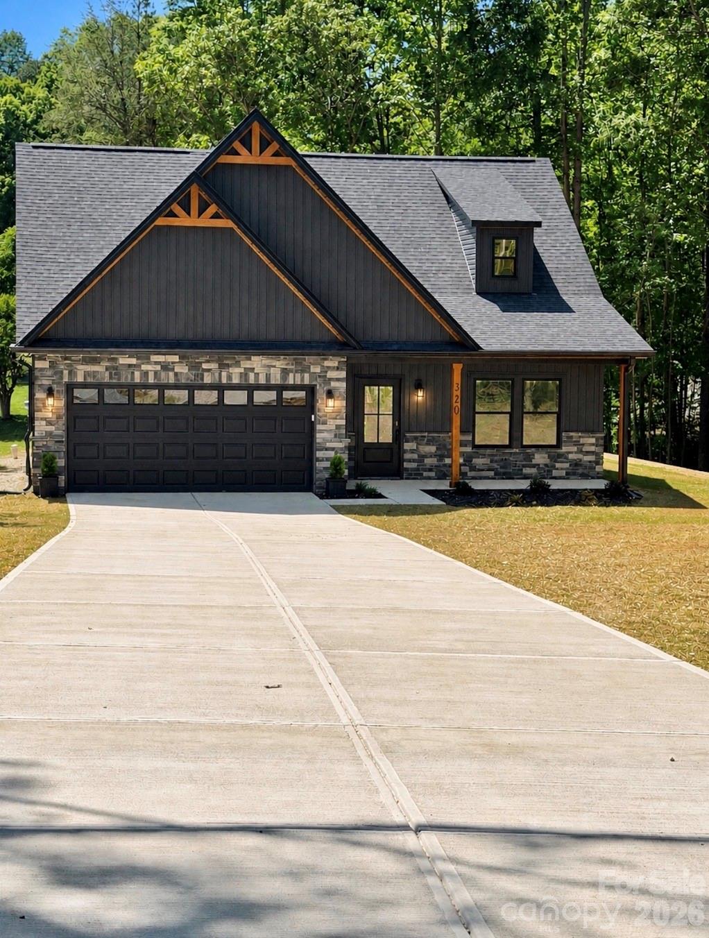 320 Blue Heron Road Property Photo 2