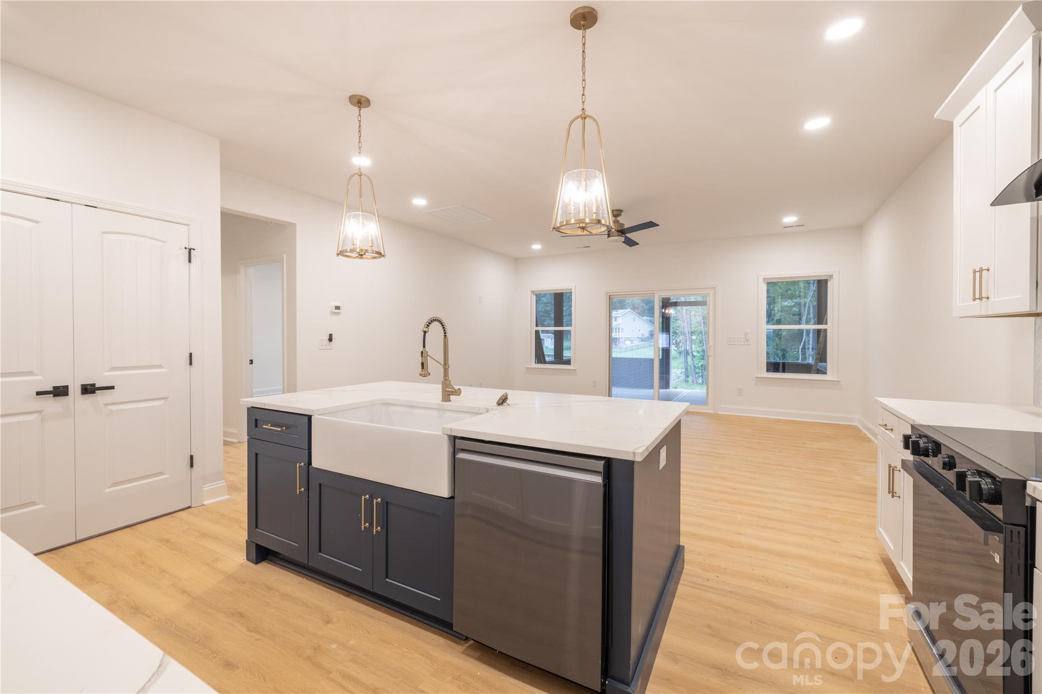 320 Blue Heron Road Property Photo 17