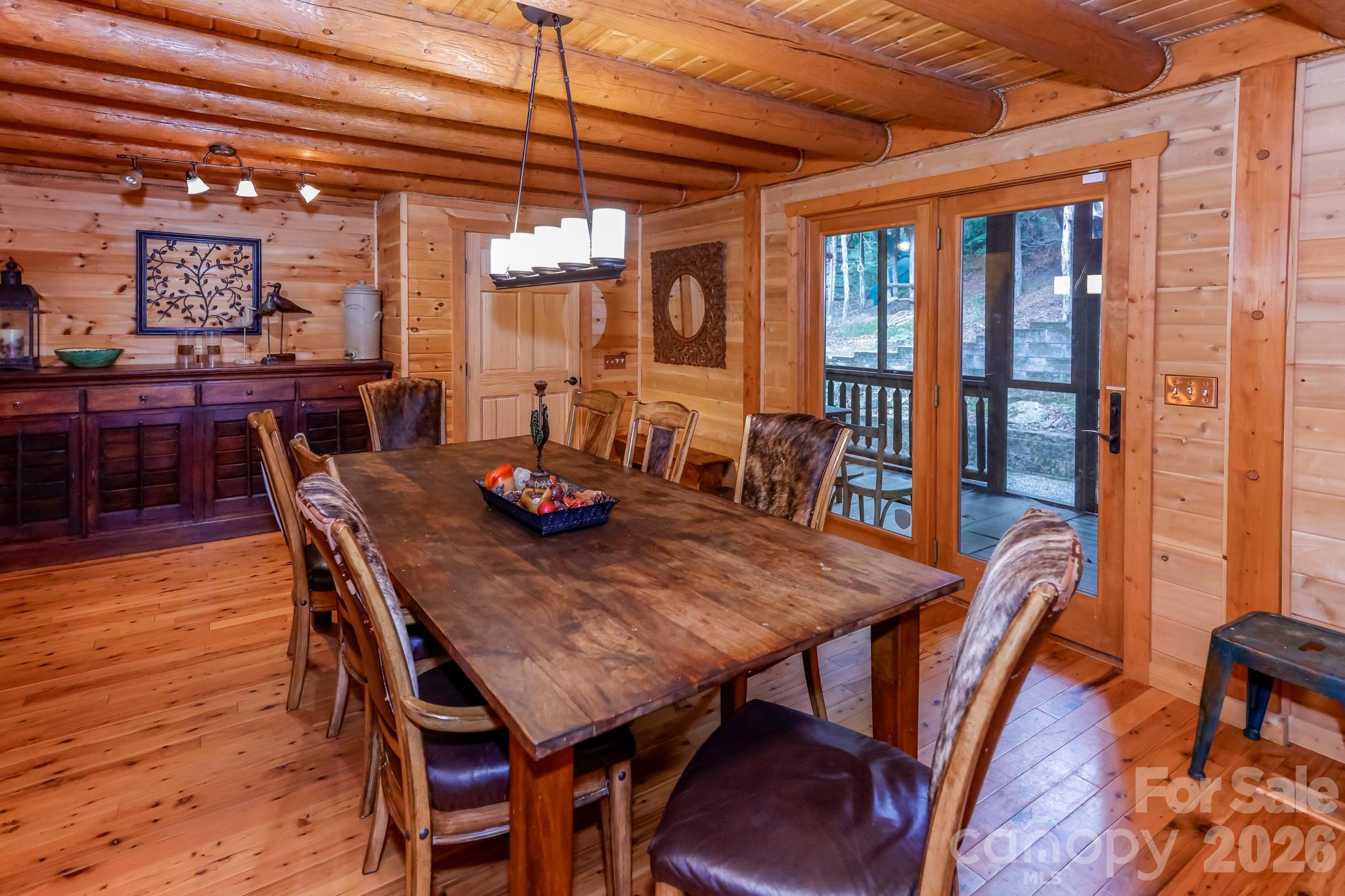 184 Sunlight Path Property Photo 12