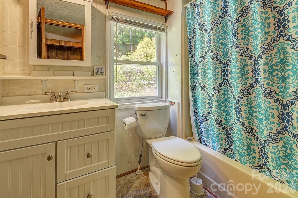 64 Haw Creek Circle Property Photo 11