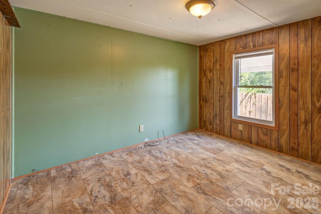 64 Haw Creek Circle Property Photo 13