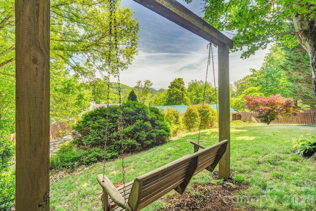 64 Haw Creek Circle Property Photo 18