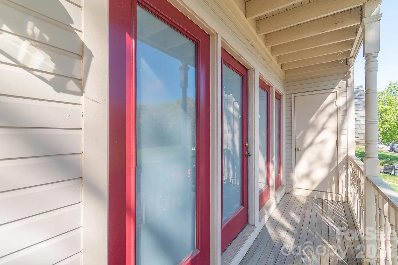 6112 Meadow Rose Lane Property Photo 3
