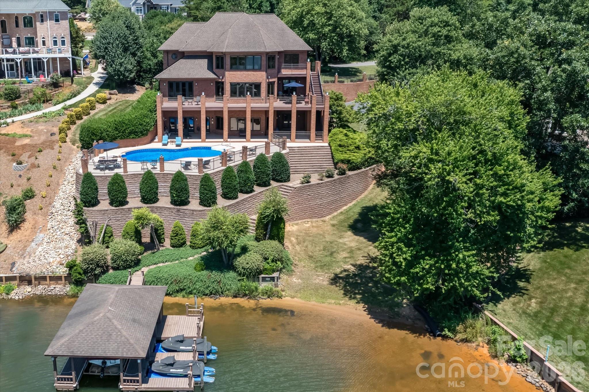 368 Players Ridge Road Property Photo 1