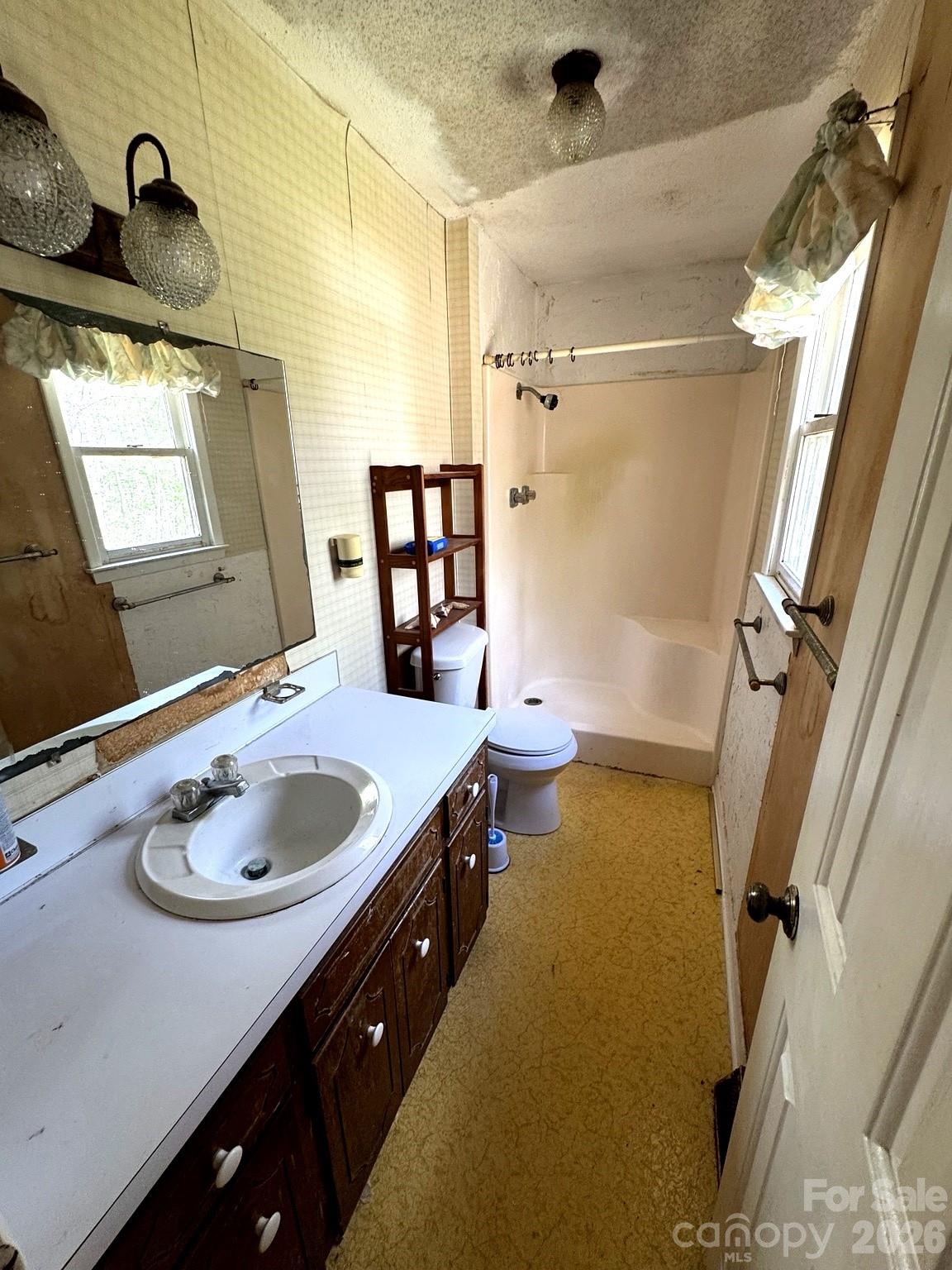 3968 Dover Street Property Photo 8
