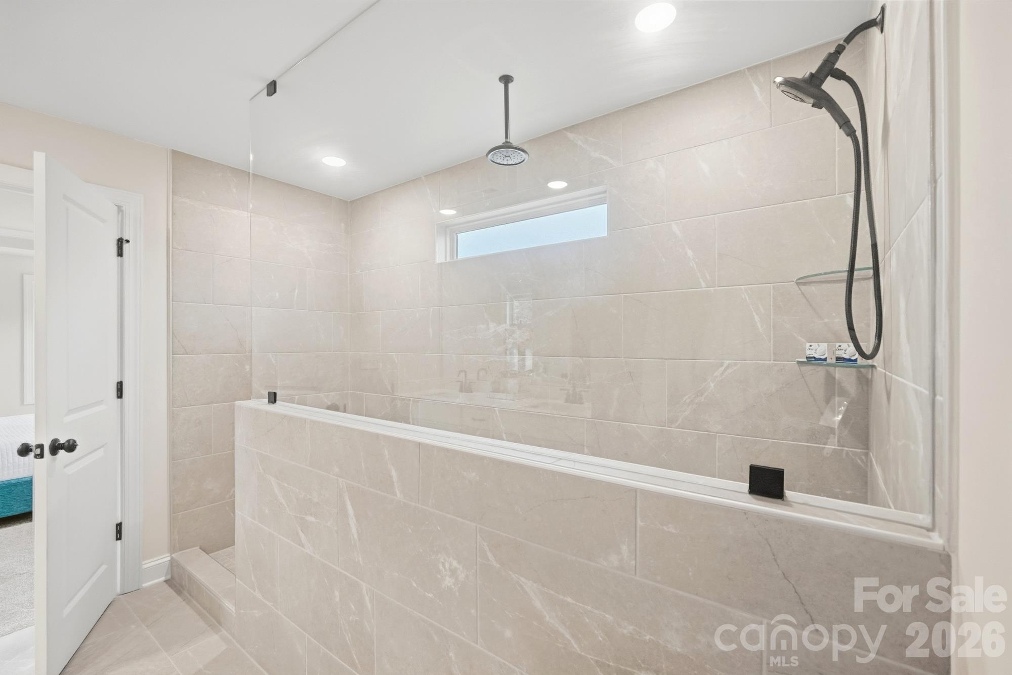 2549 Mabel Lane Property Photo 22