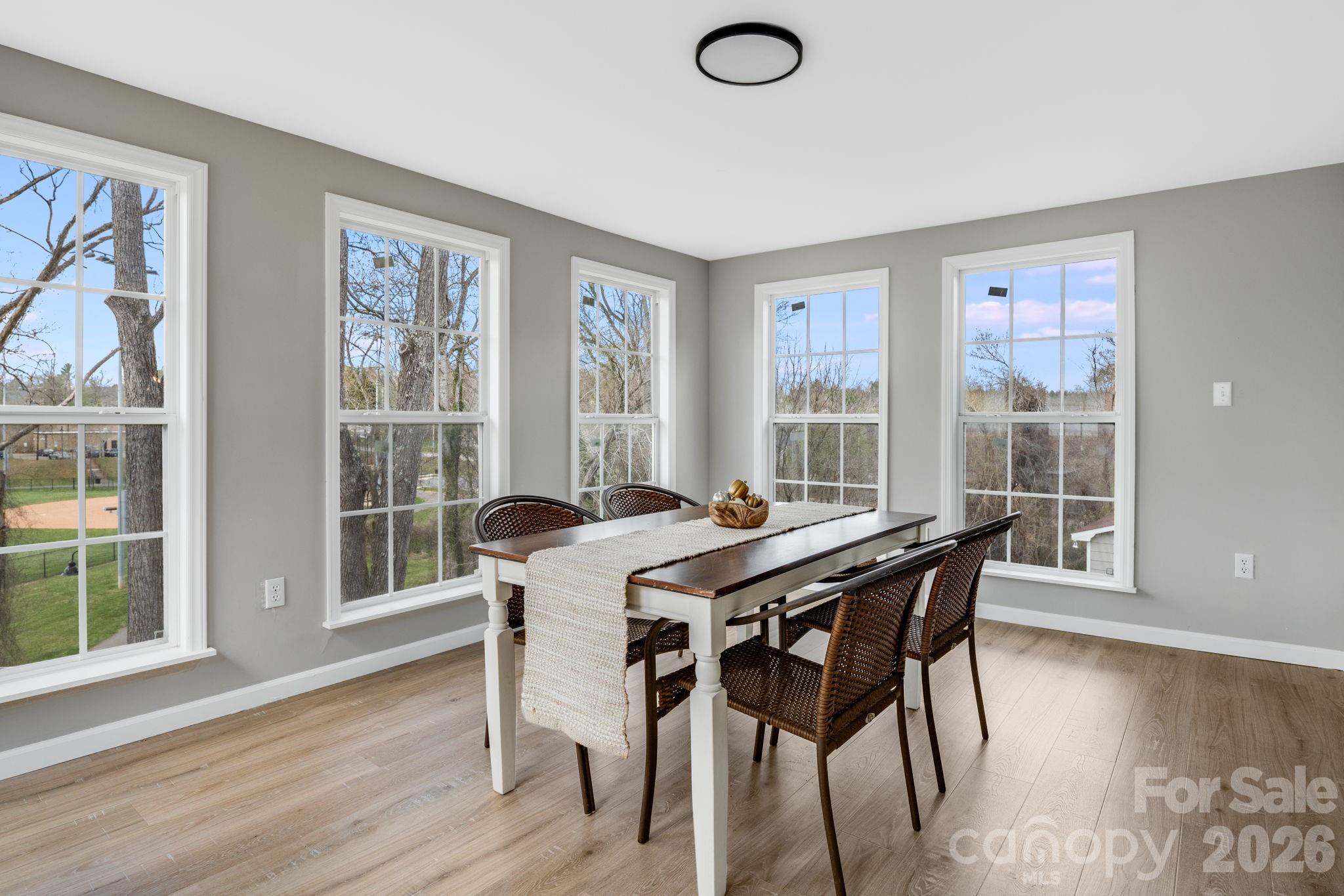 15 Kent Street Property Photo 12