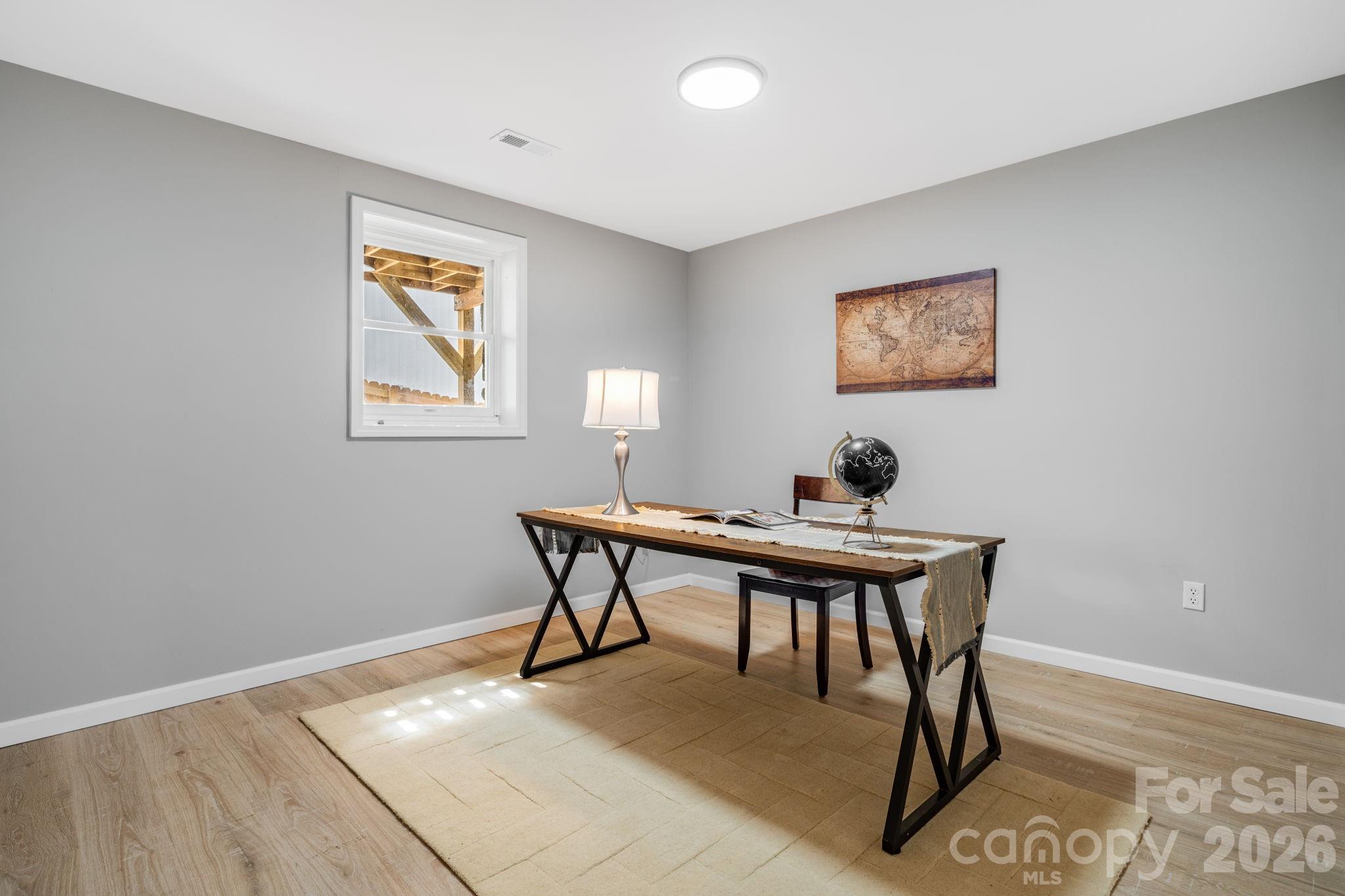15 Kent Street Property Photo 33