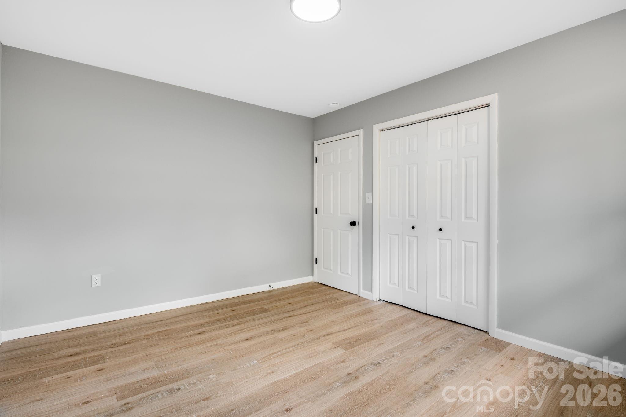 15 Kent Street Property Photo 37