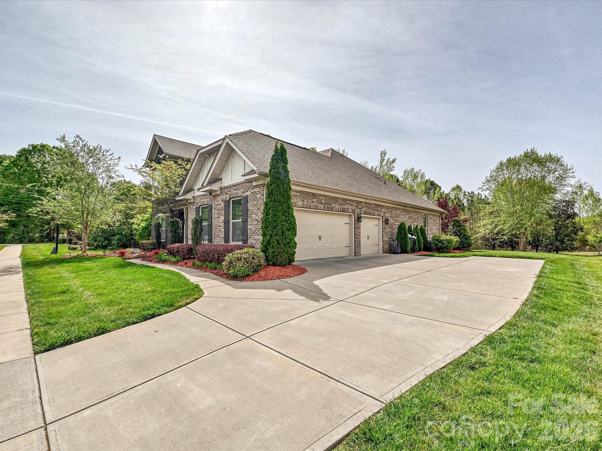 101 Enclave Boulevard Property Photo 48