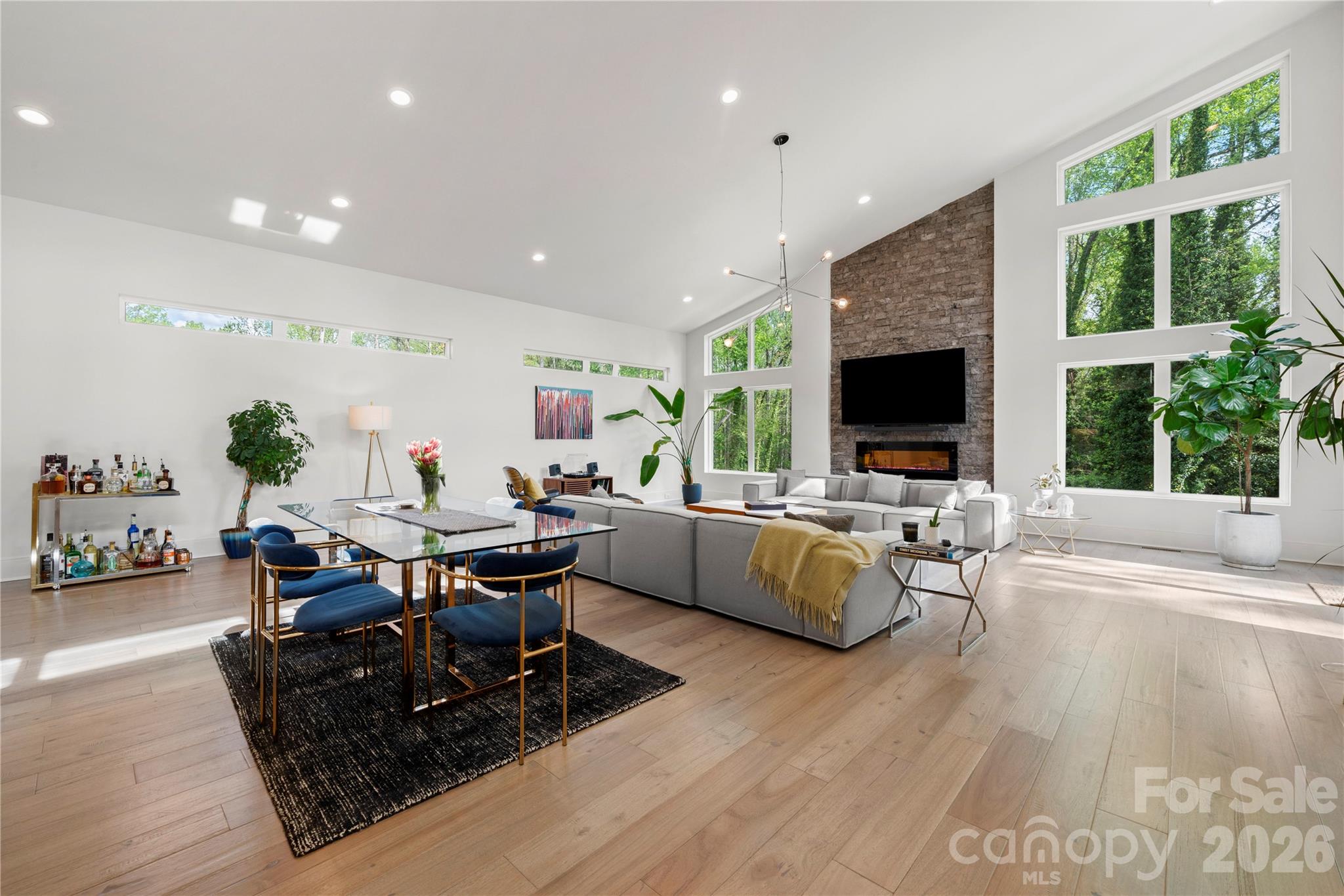 1852 Lakedell Drive Property Photo 14