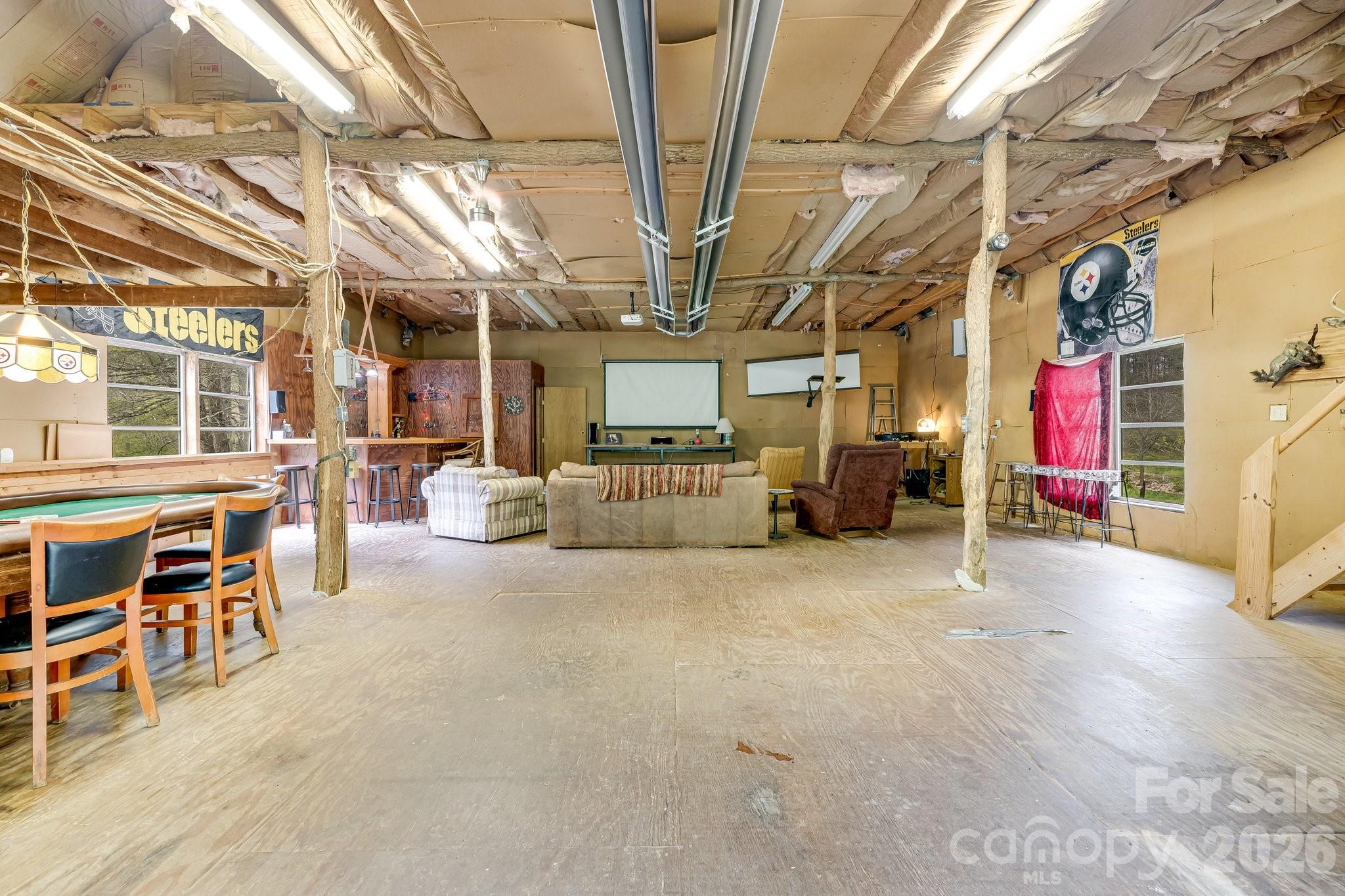 6334 Jacks Creek Road Property Photo 32