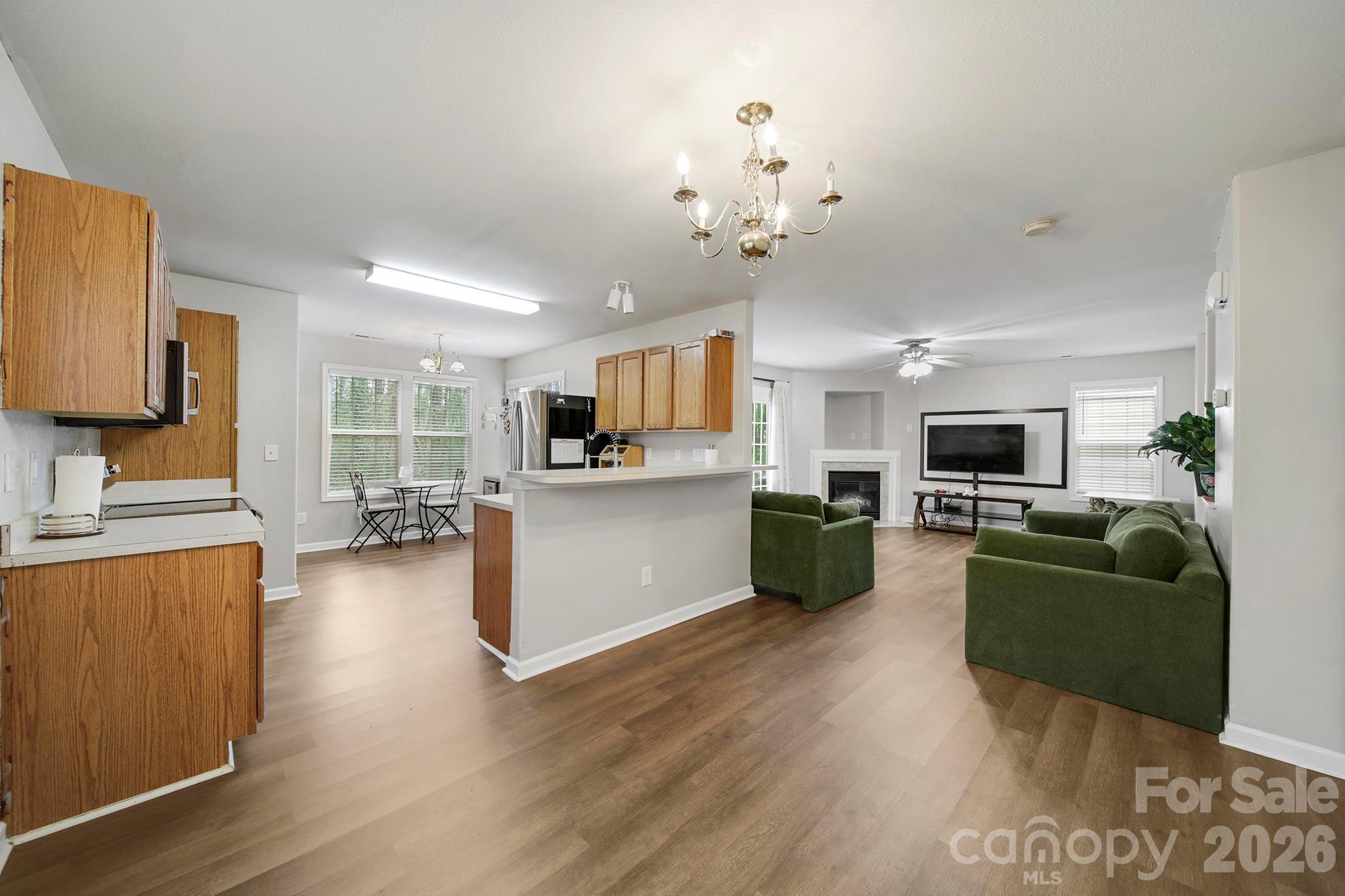 2604 Cochrane Drive Property Photo 11