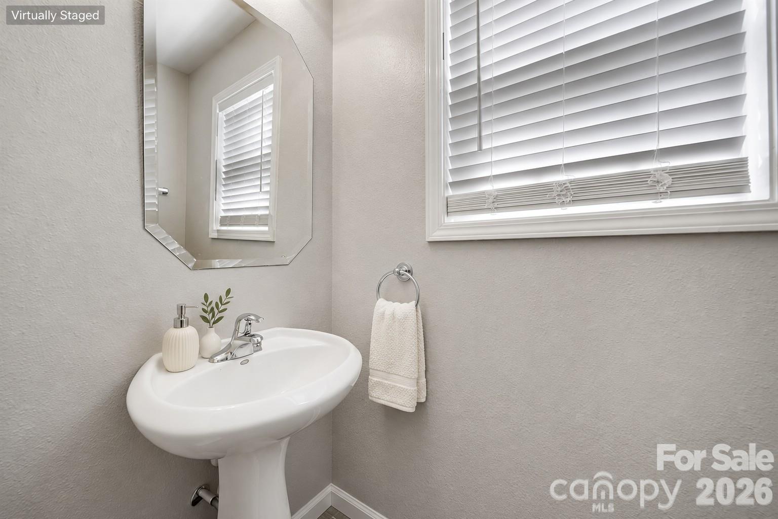 2604 Cochrane Drive Property Photo 11