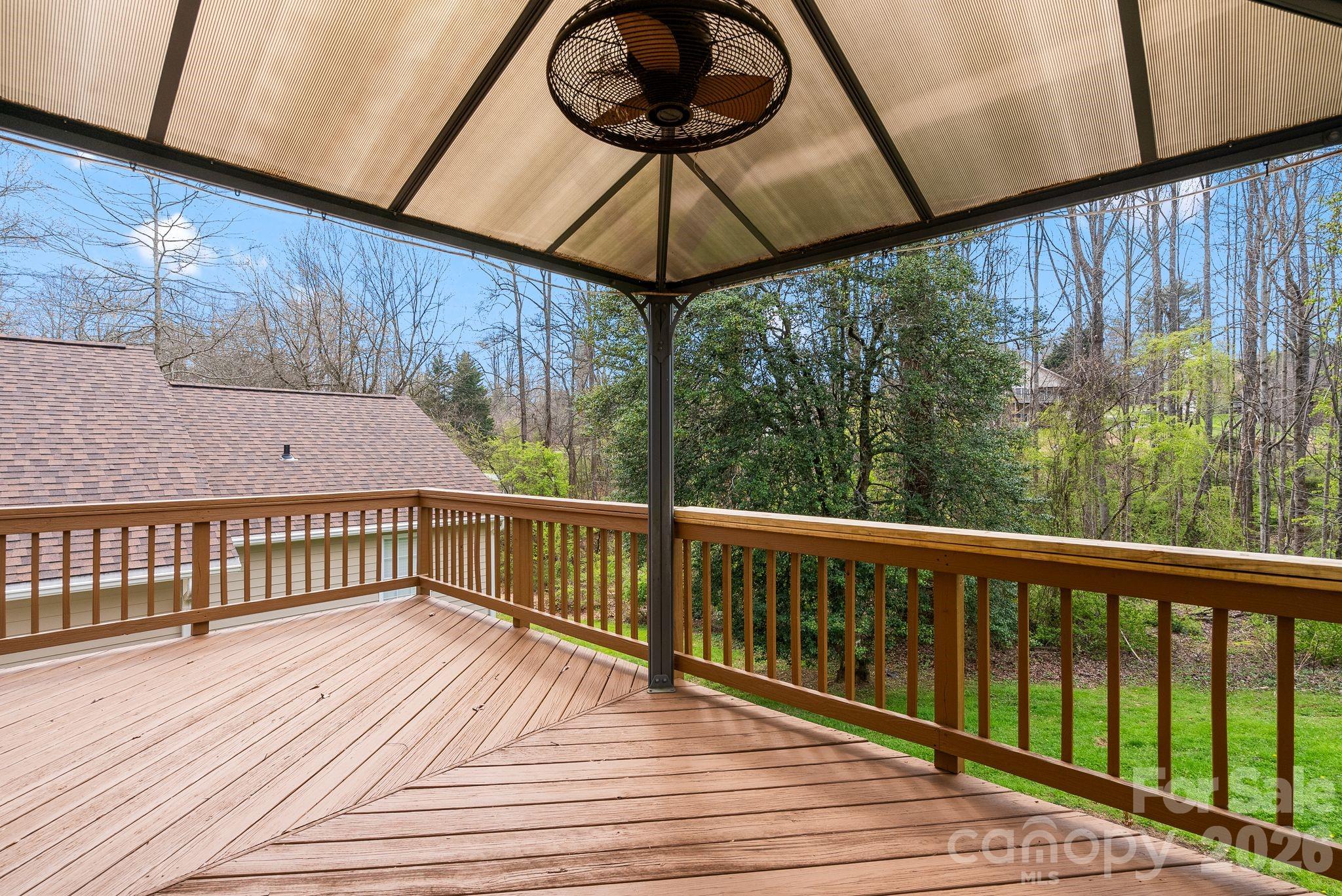 73 Creeks End Circle Property Photo 11
