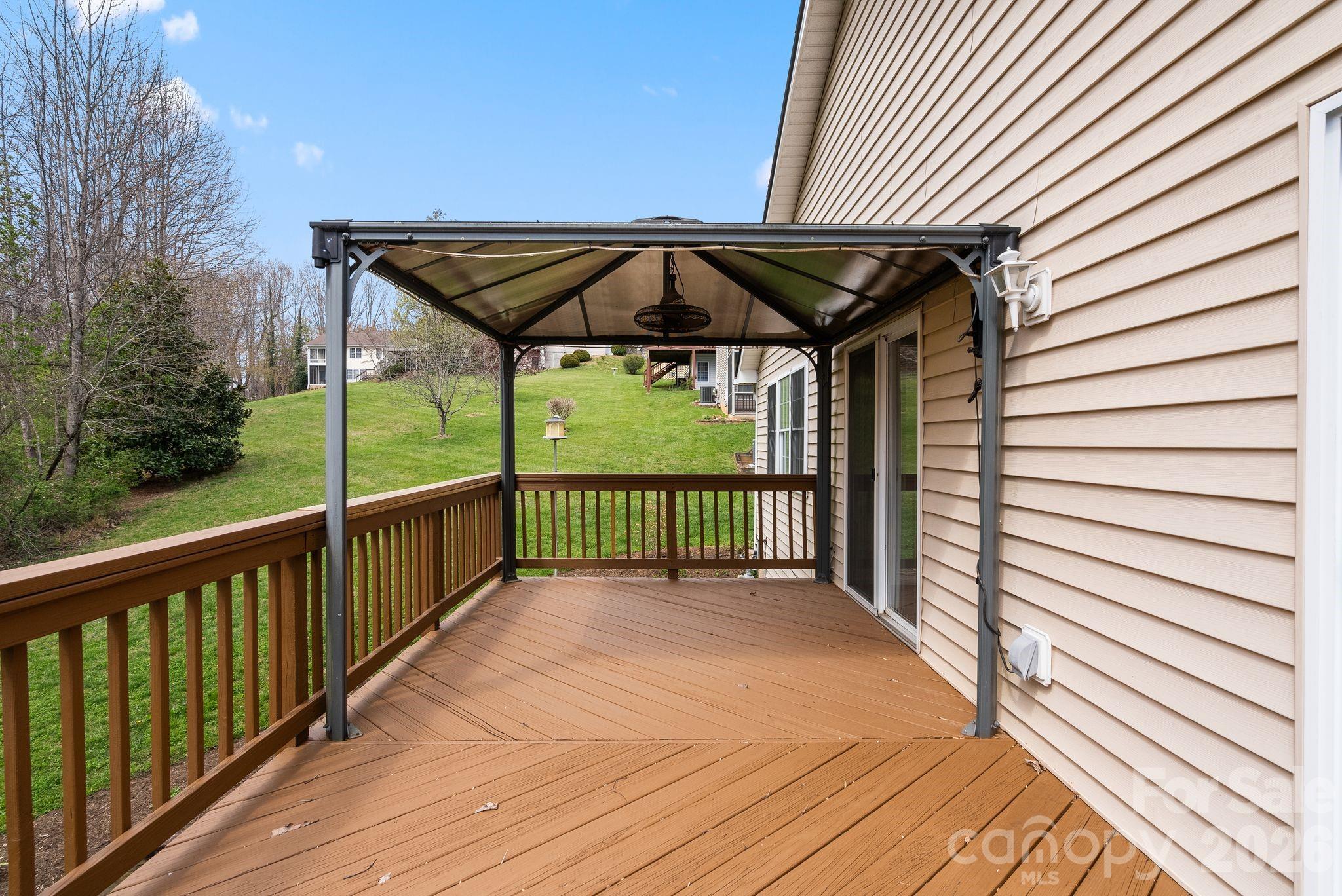 73 Creeks End Circle Property Photo 13