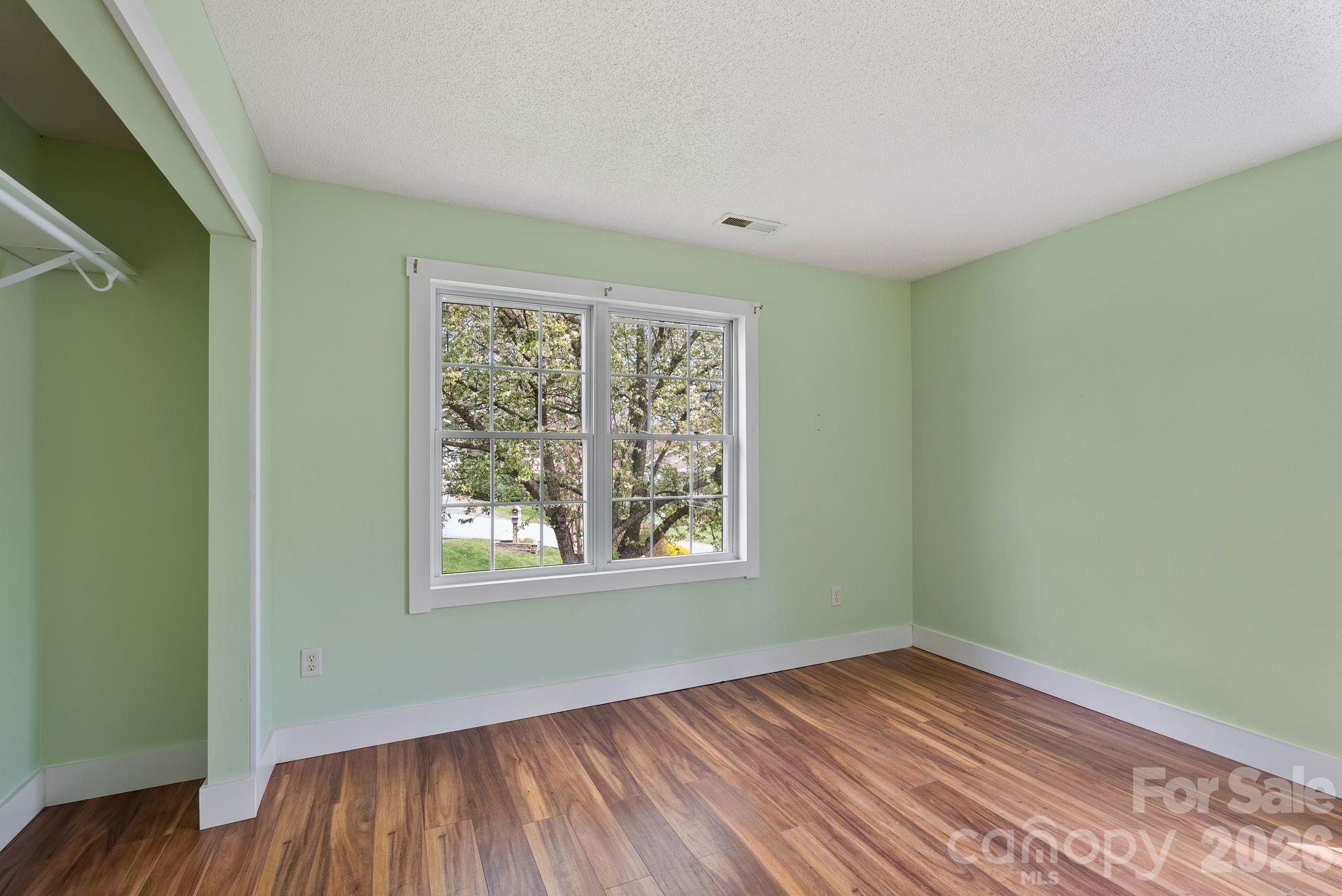 73 Creeks End Circle Property Photo 18