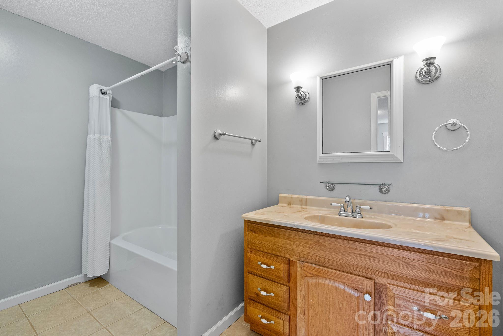 73 Creeks End Circle Property Photo 26