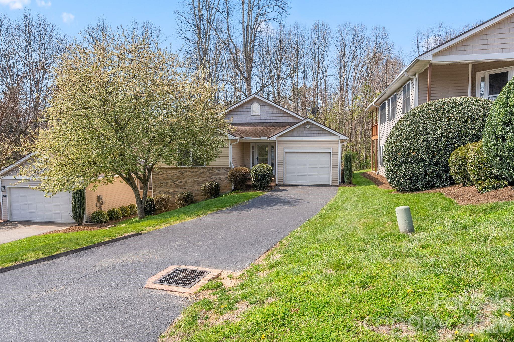 73 Creeks End Circle Property Photo 32