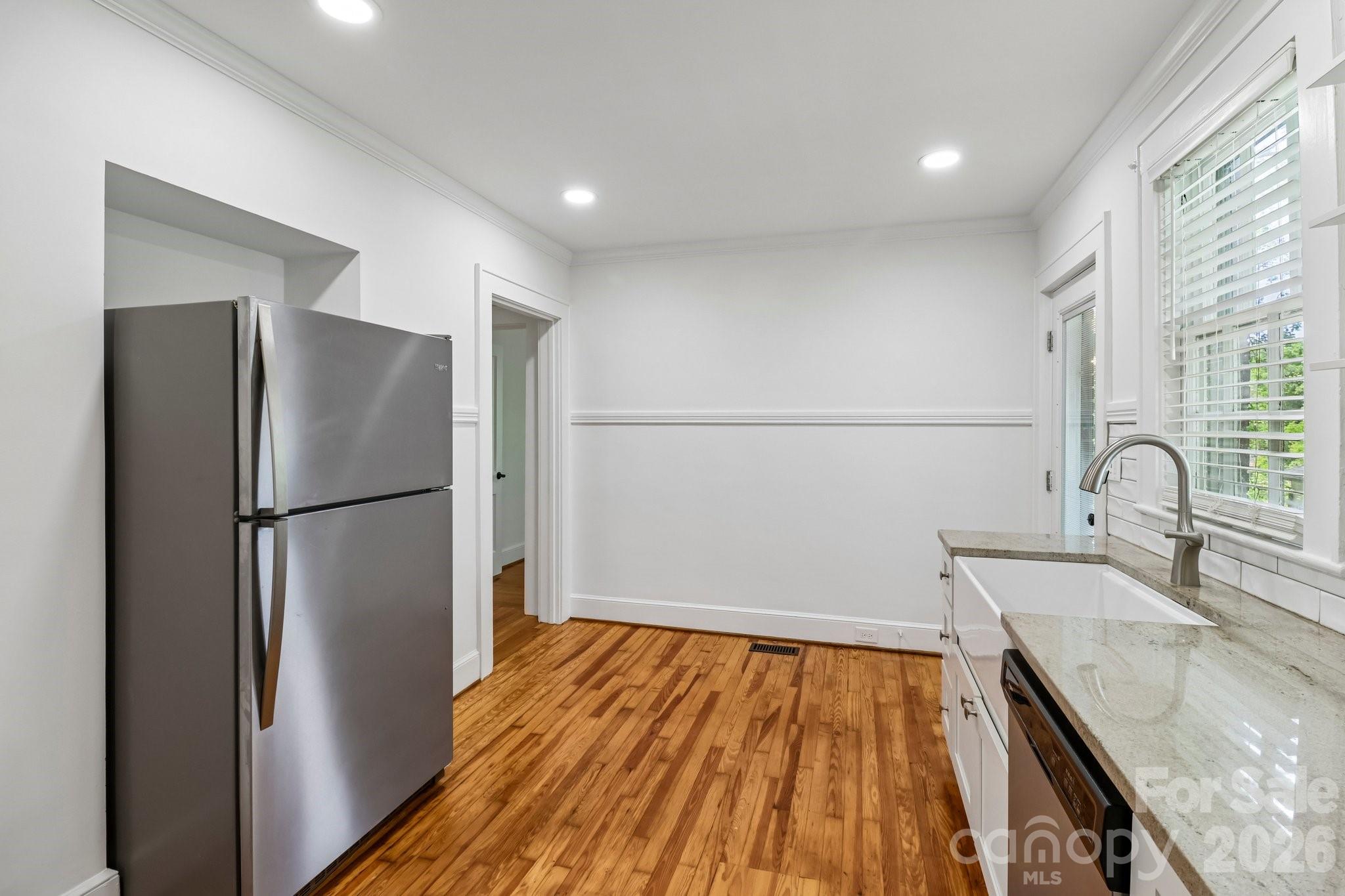 235 N 6th Street Property Photo 18