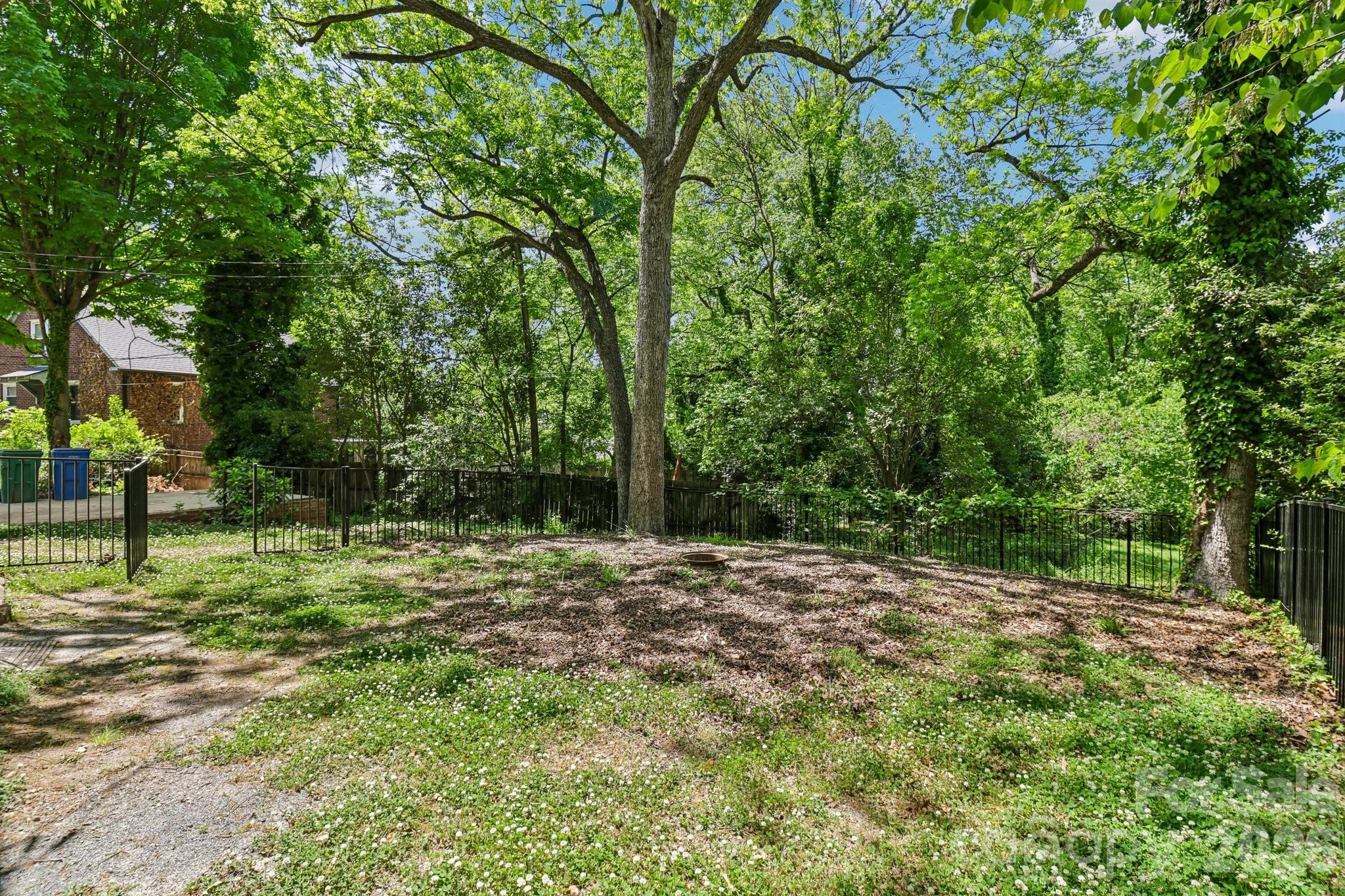 235 N 6th Street Property Photo 31