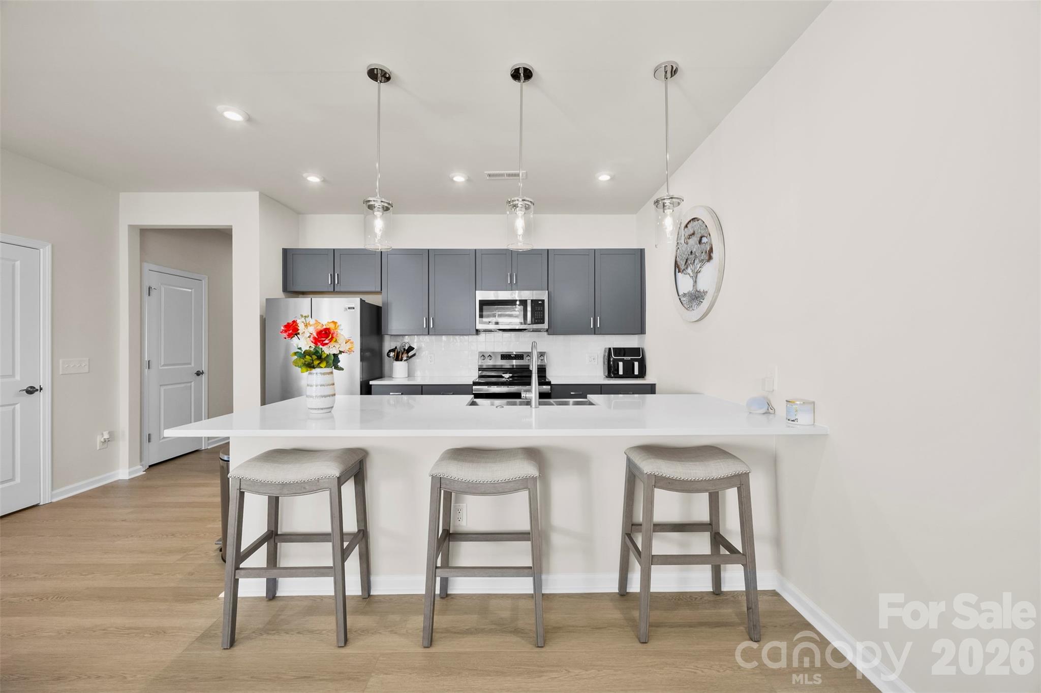 2312 Endeavor Run Property Photo 8