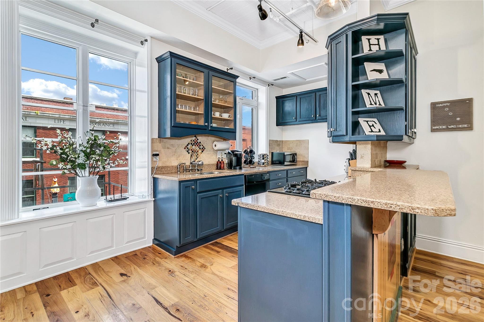 35 Patton Avenue 202 Property Photo 15