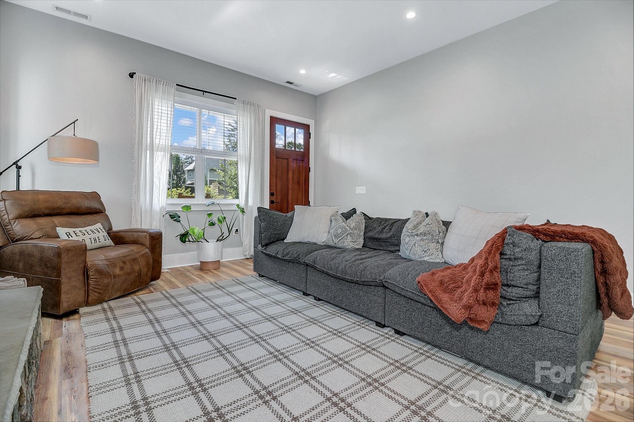20 Phillip Lane Property Photo 5
