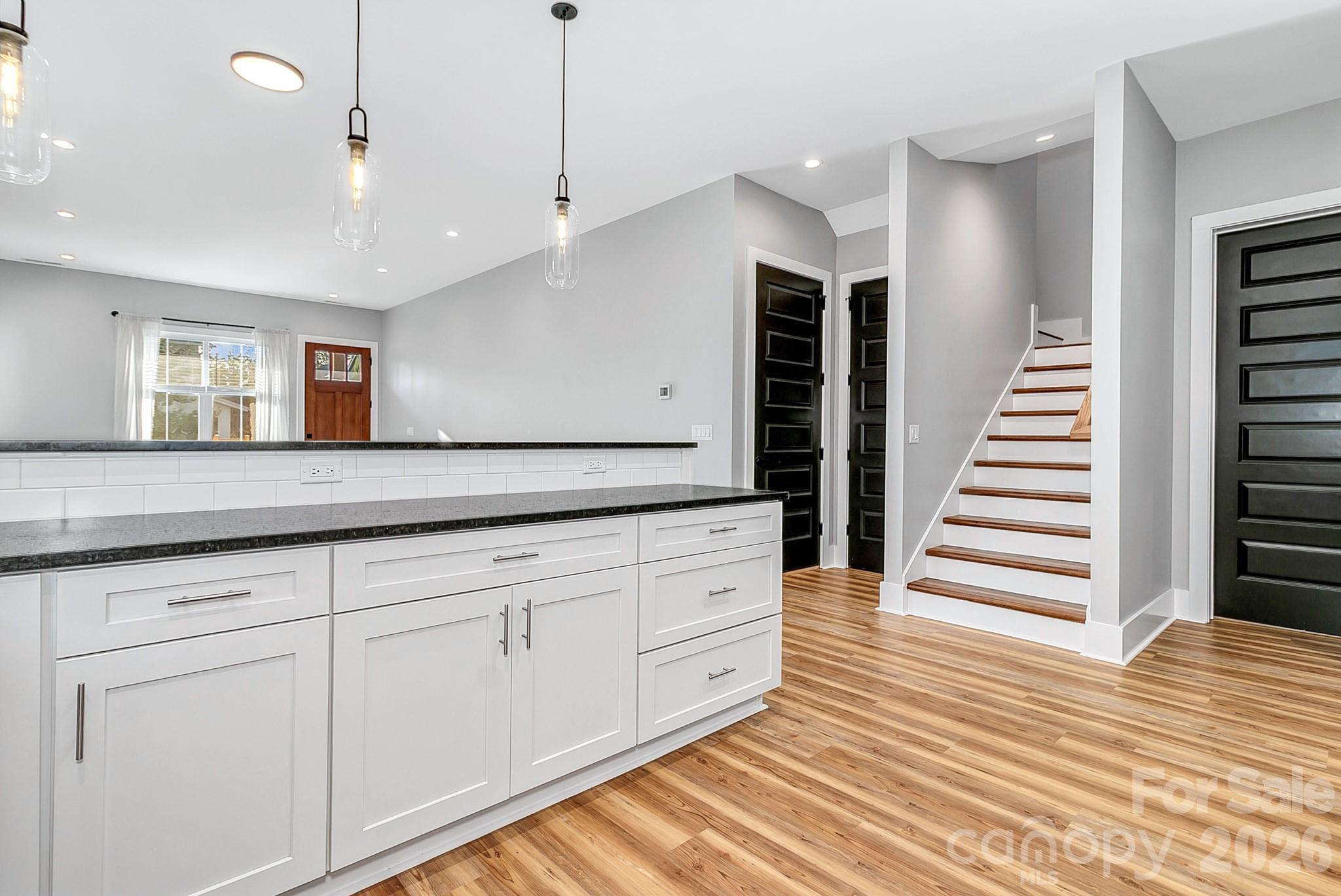 20 Phillip Lane Property Photo 12