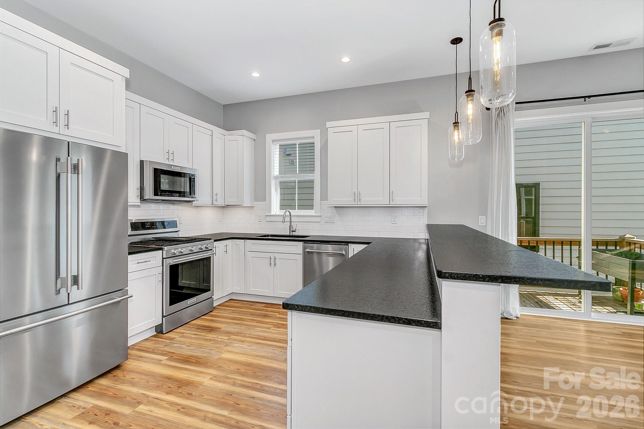 20 Phillip Lane Property Photo 13