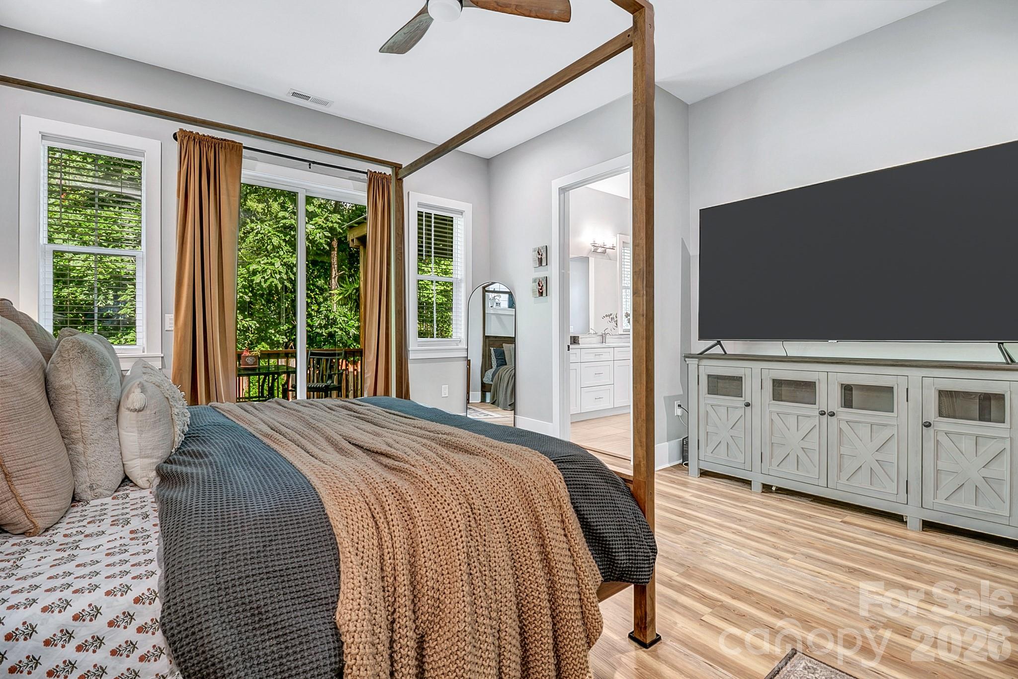 20 Phillip Lane Property Photo 17
