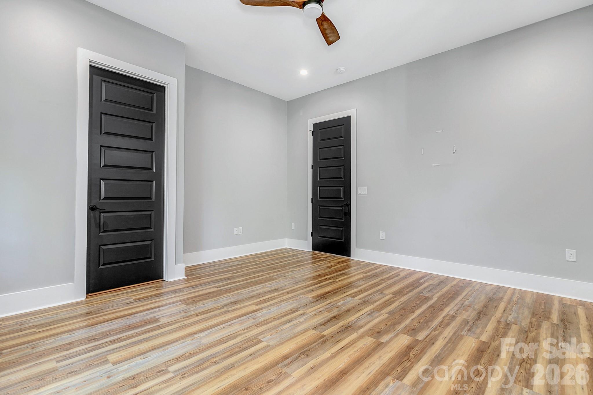 20 Phillip Lane Property Photo 17