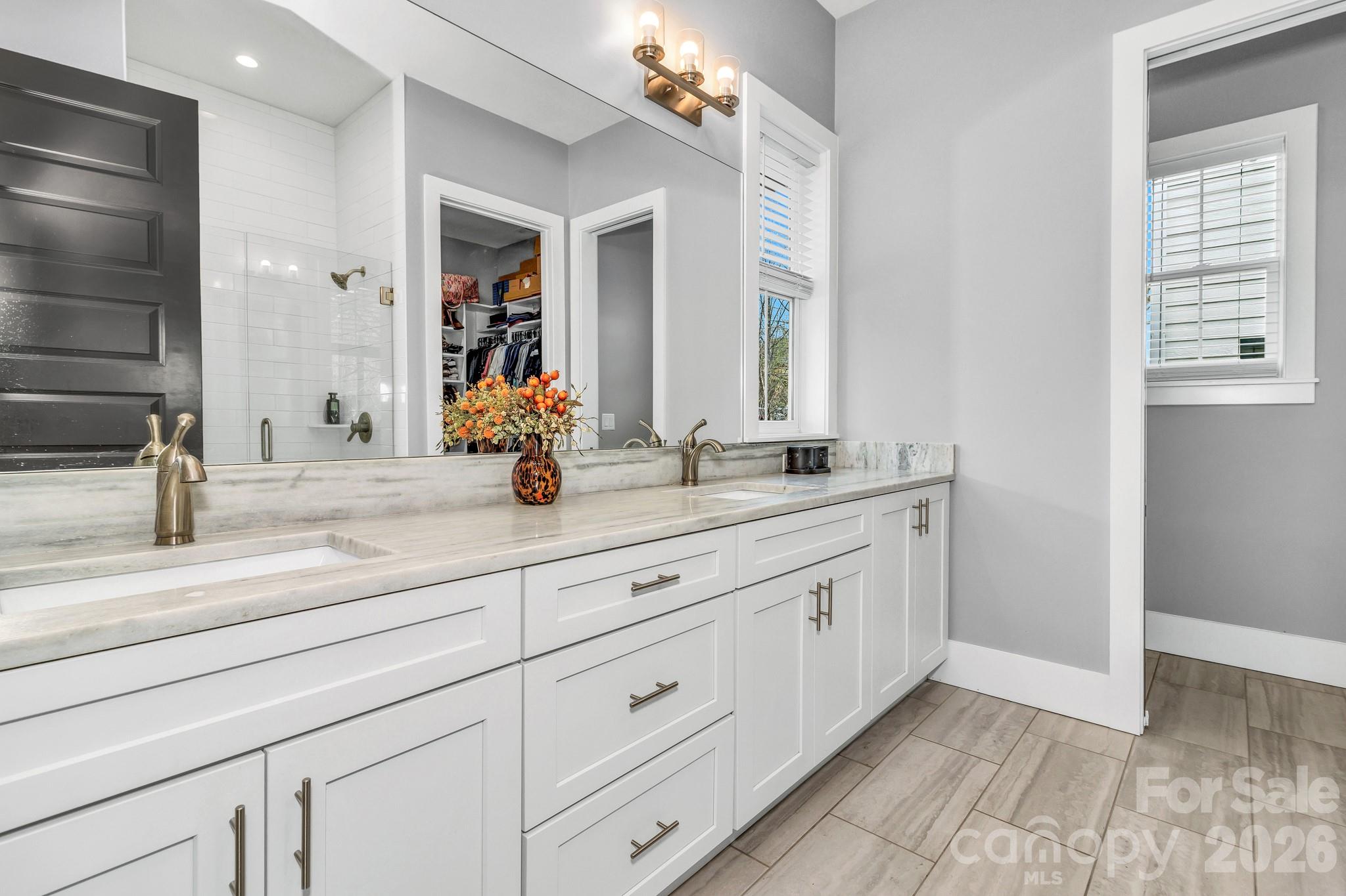 20 Phillip Lane Property Photo 18