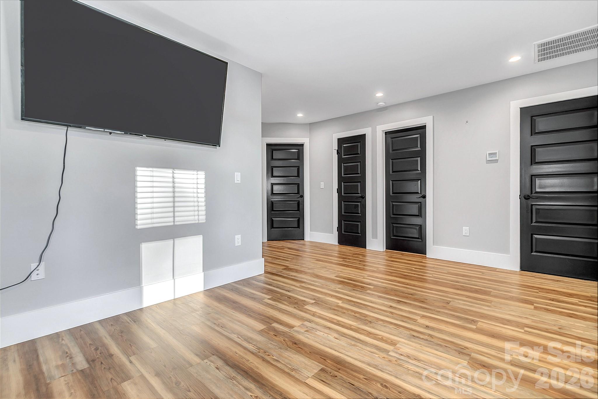 20 Phillip Lane Property Photo 24