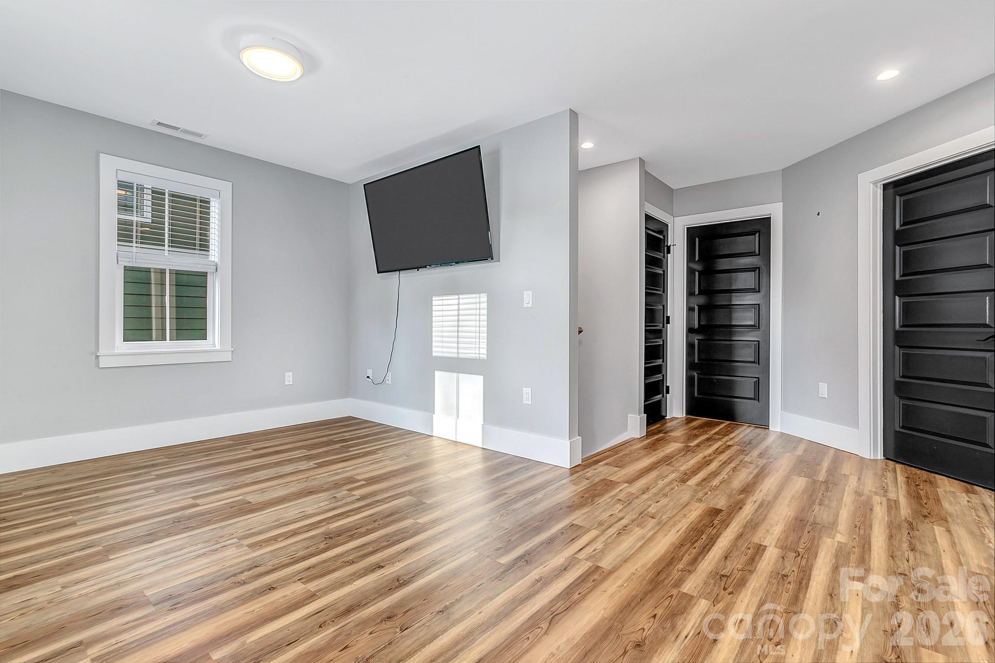 20 Phillip Lane Property Photo 27