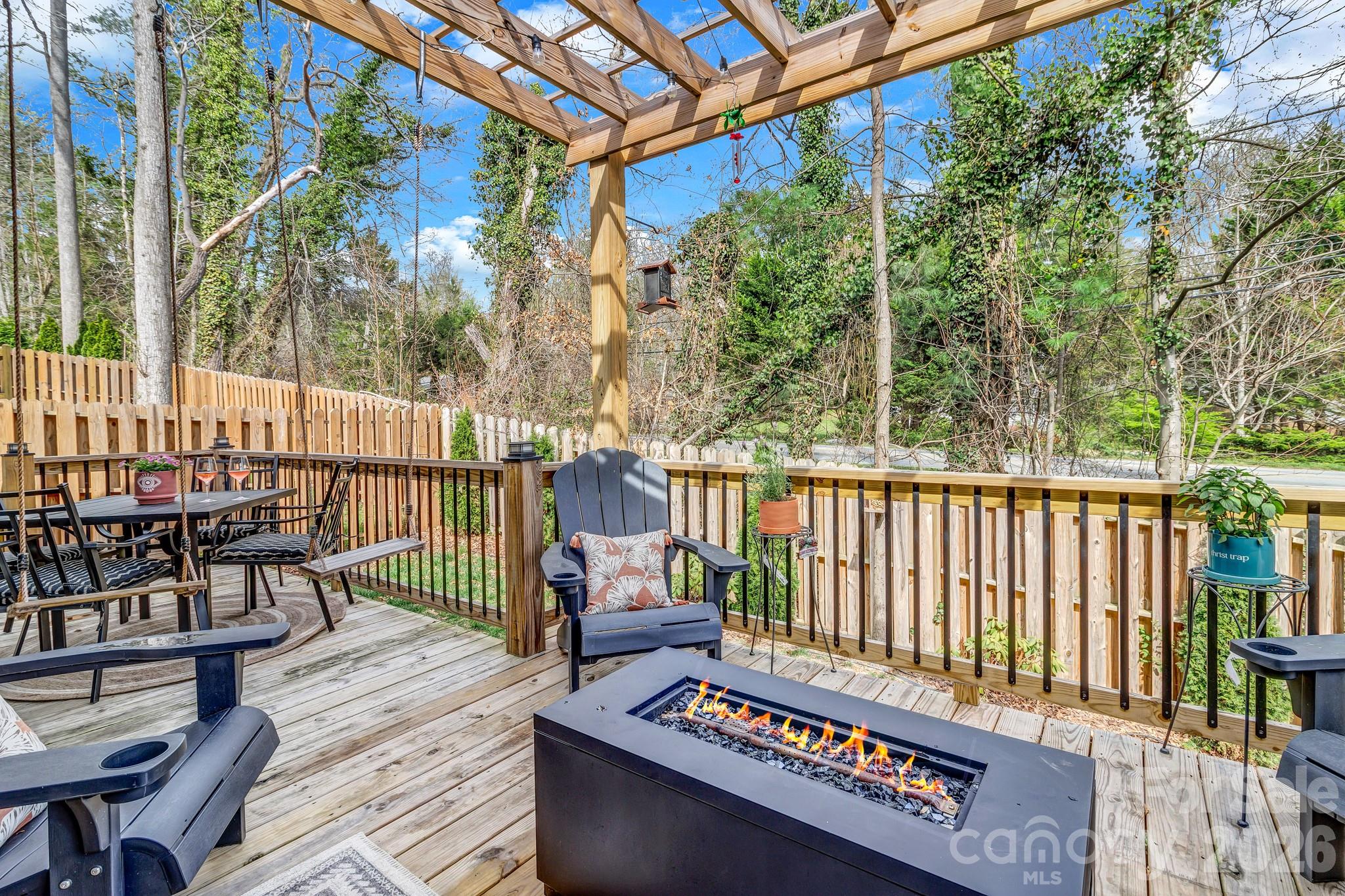 20 Phillip Lane Property Photo 40