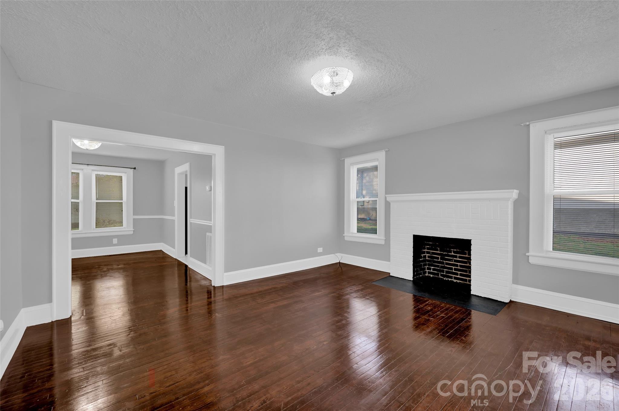 328-330 3rd Avenue Property Photo 6