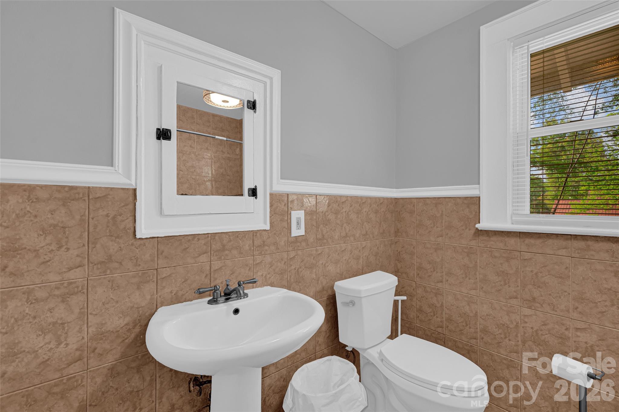 328-330 3rd Avenue Property Photo 16