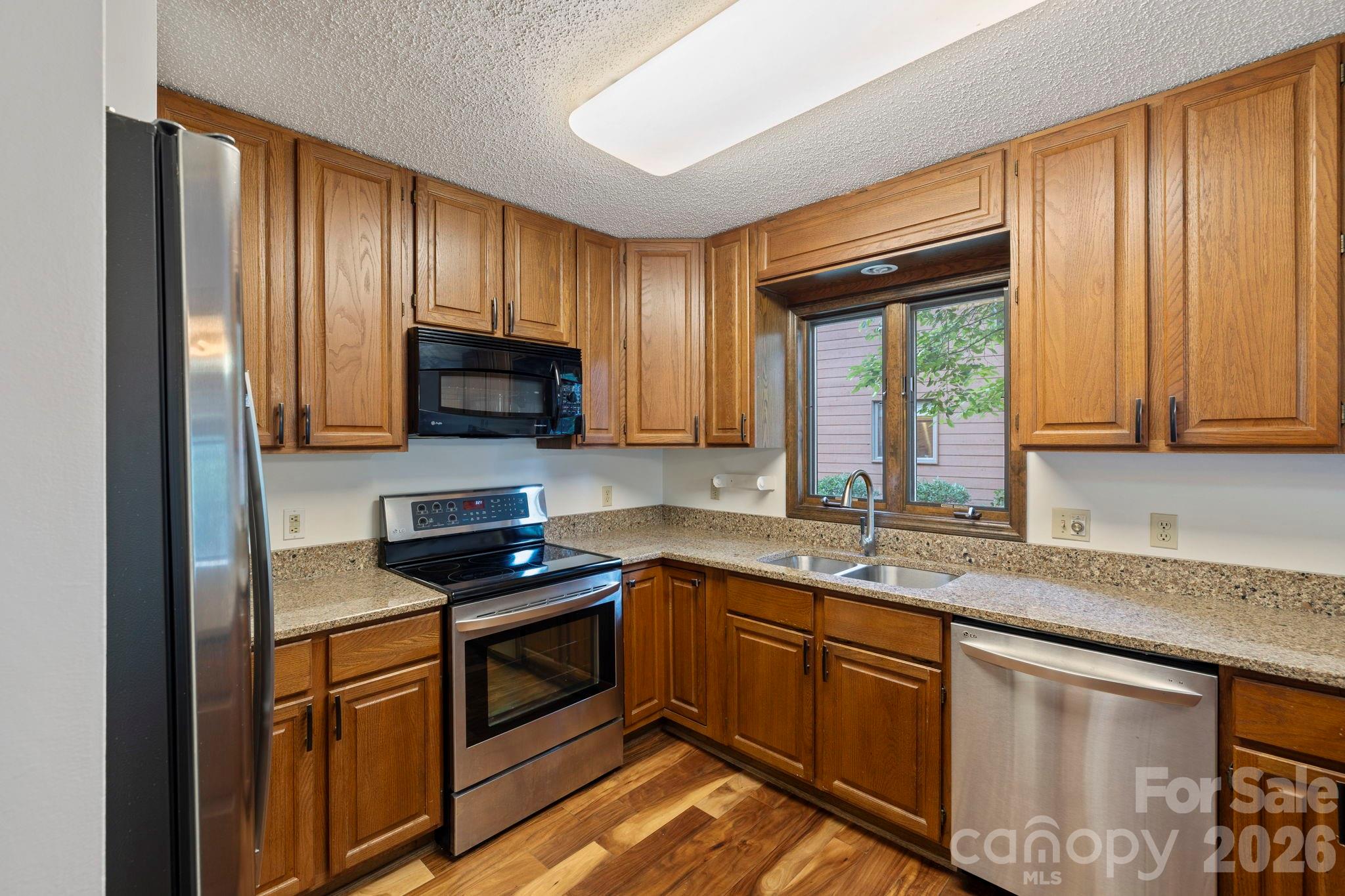 204 Woodfield Drive Property Photo 9