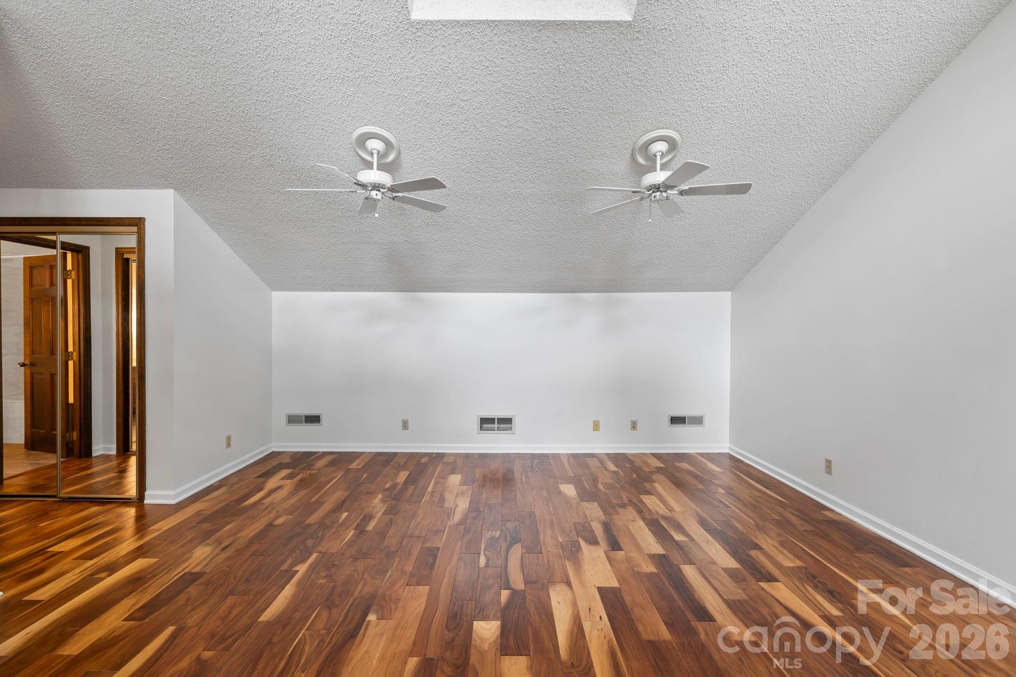 204 Woodfield Drive Property Photo 11