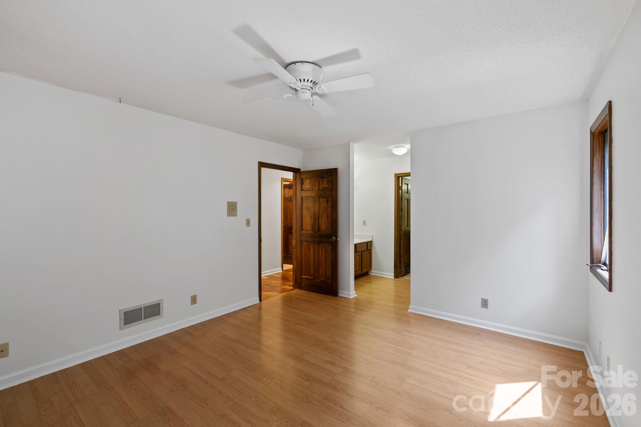 204 Woodfield Drive Property Photo 19