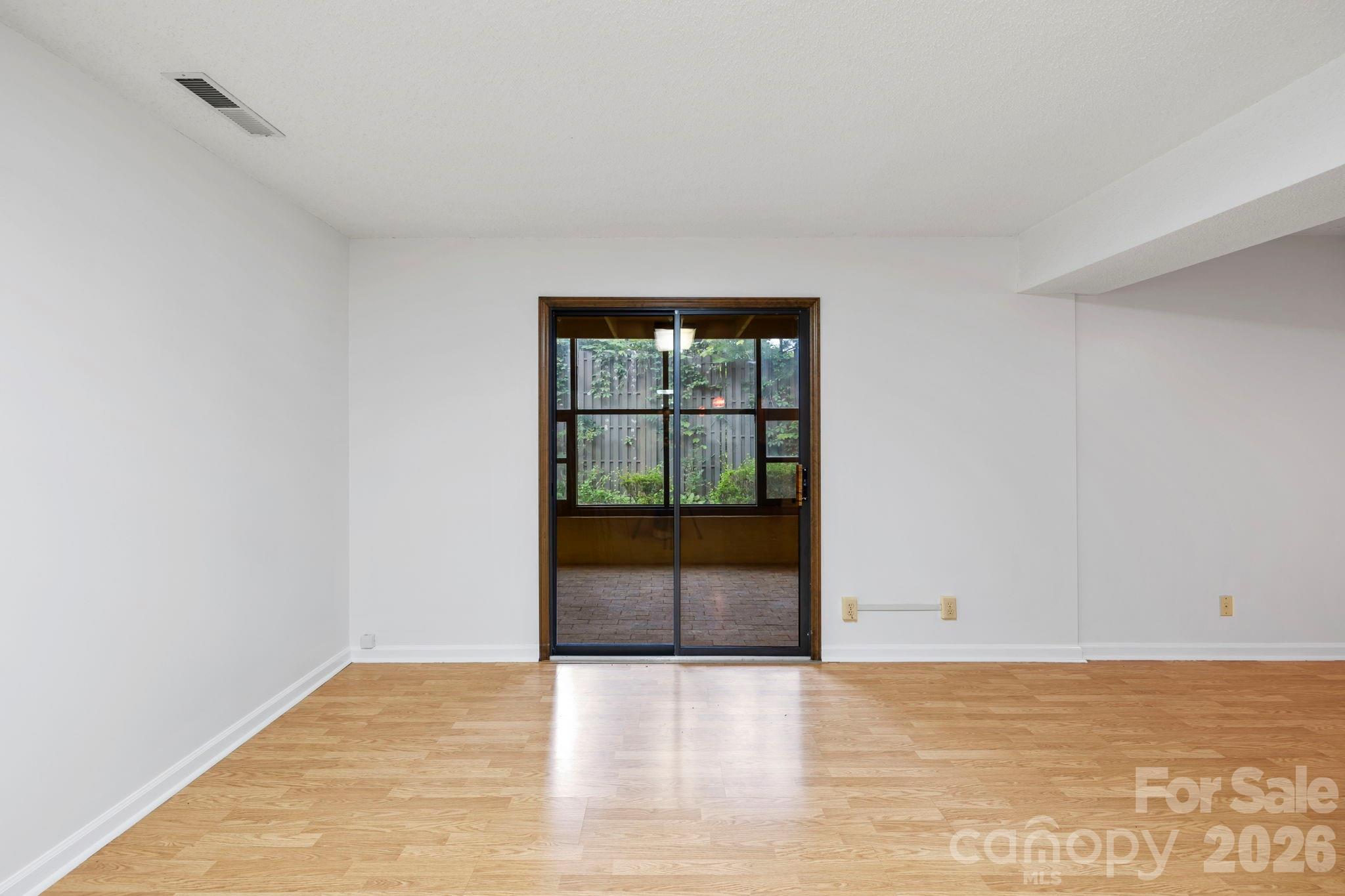 204 Woodfield Drive Property Photo 31