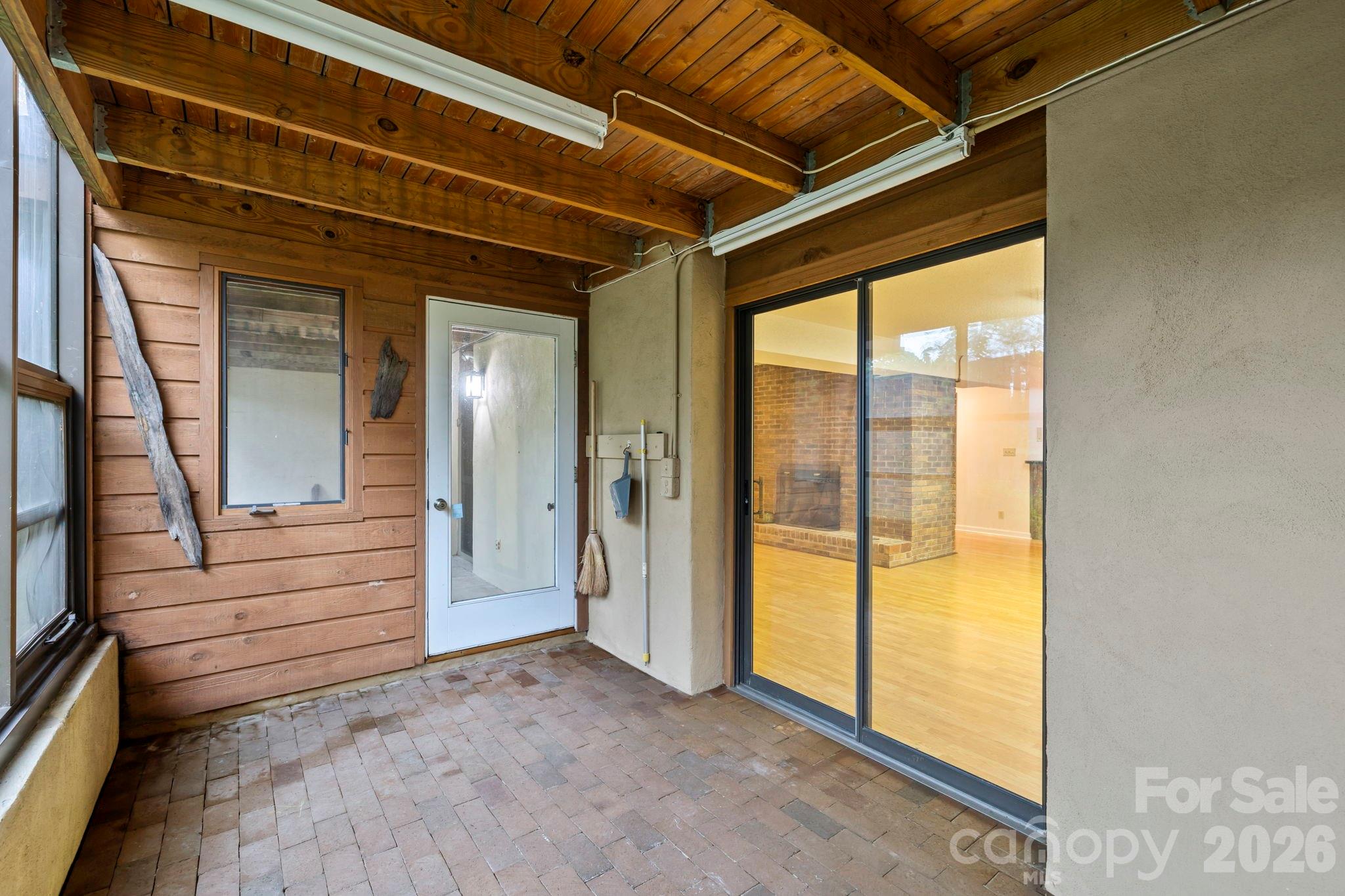 204 Woodfield Drive Property Photo 38