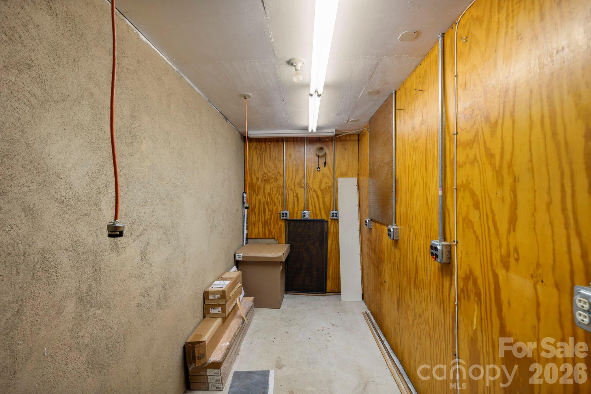 204 Woodfield Drive Property Photo 39